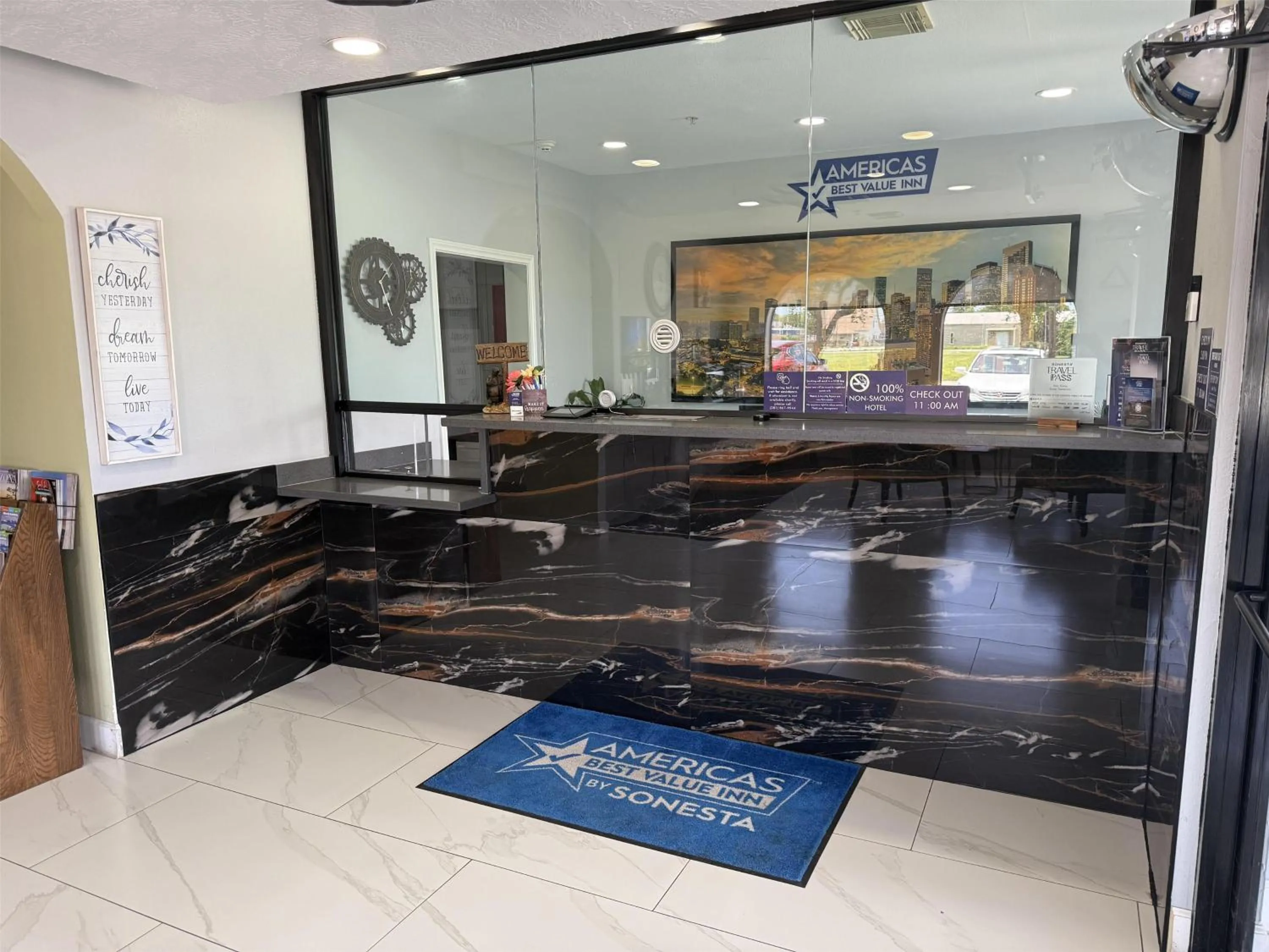 Lobby or reception in Americas Best Value Inn La Porte