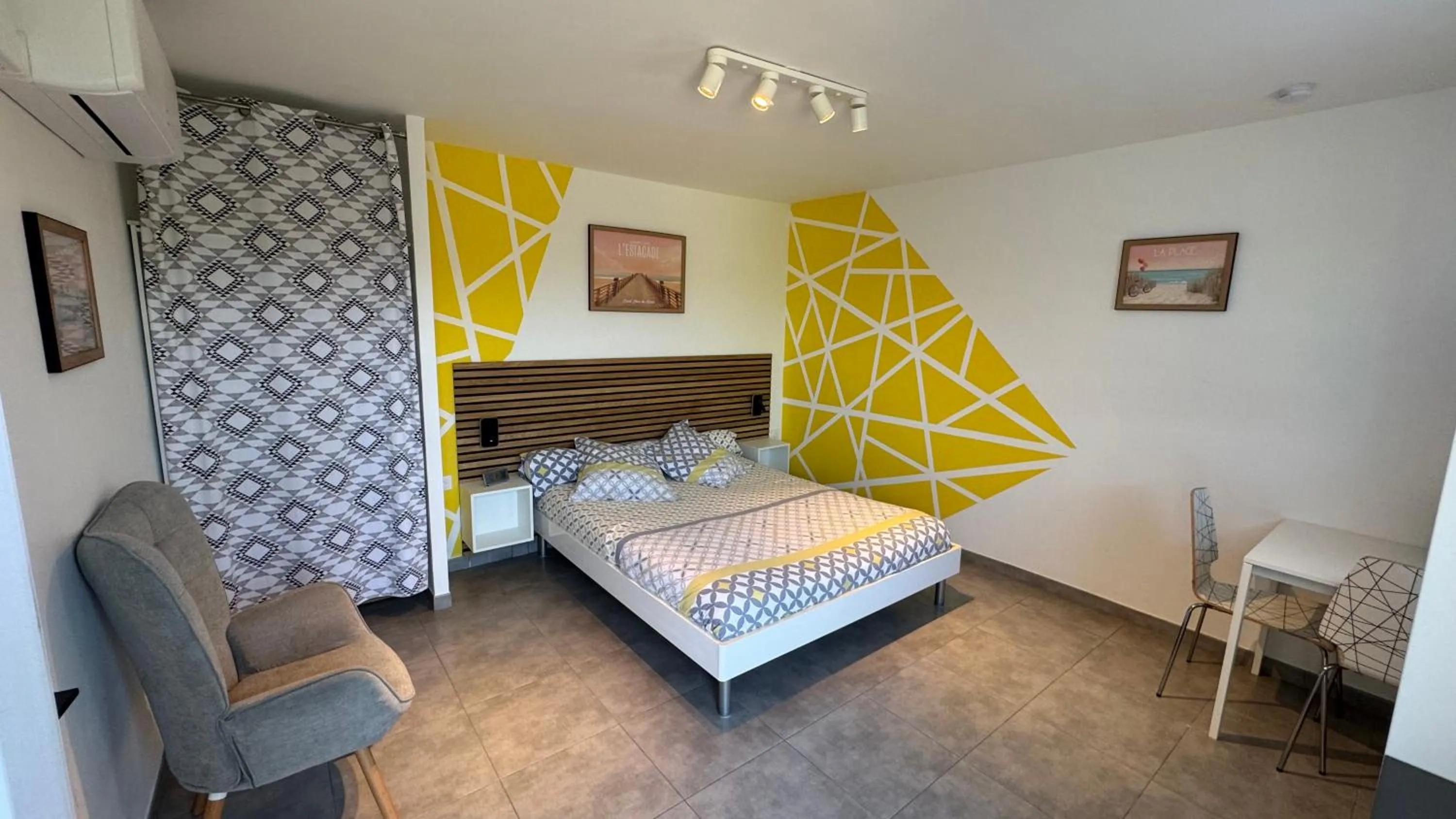 Photo of the whole room, Bed in CAP L'OCÉAN