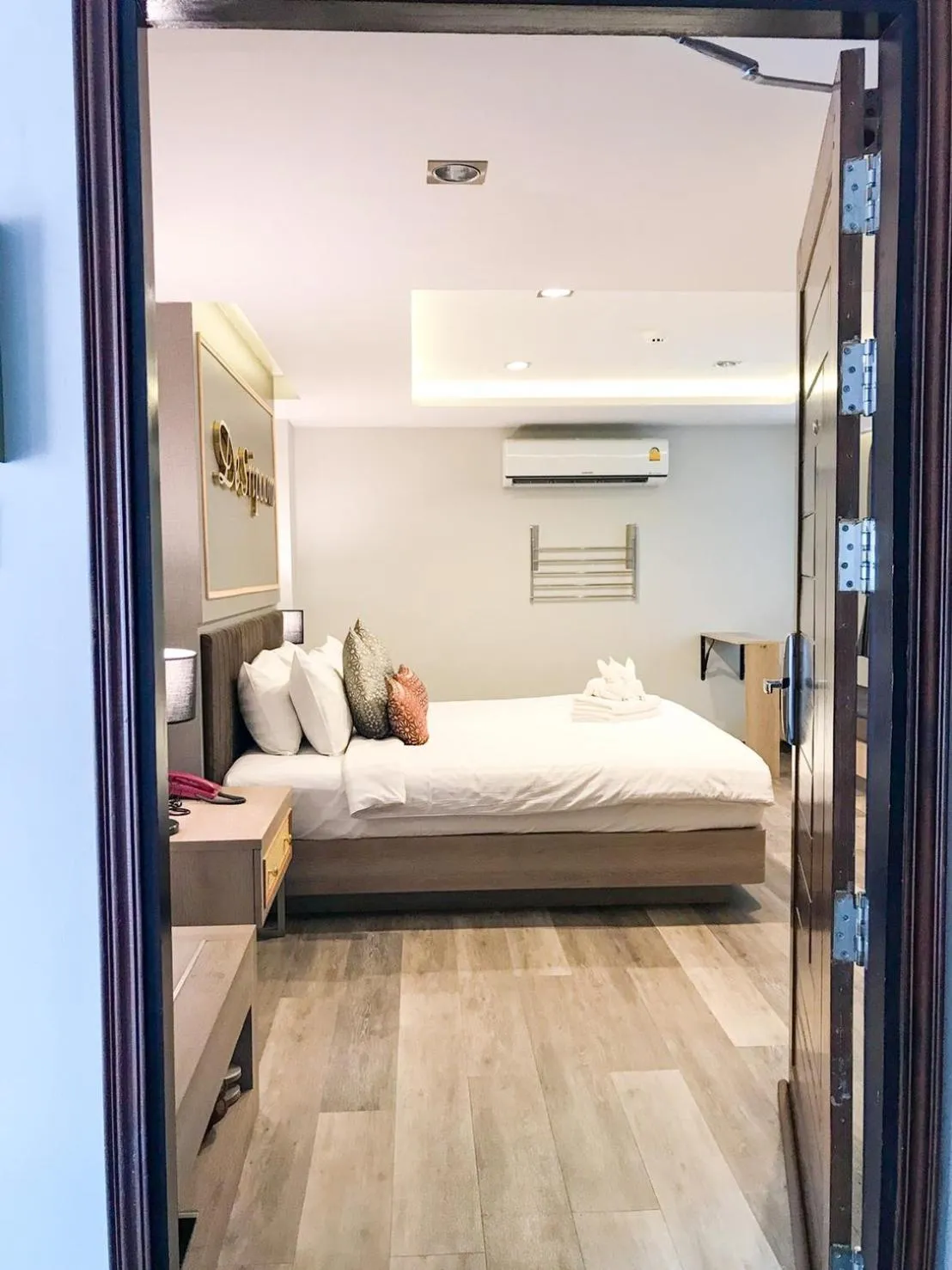 Bed in Hotel De Sripoom