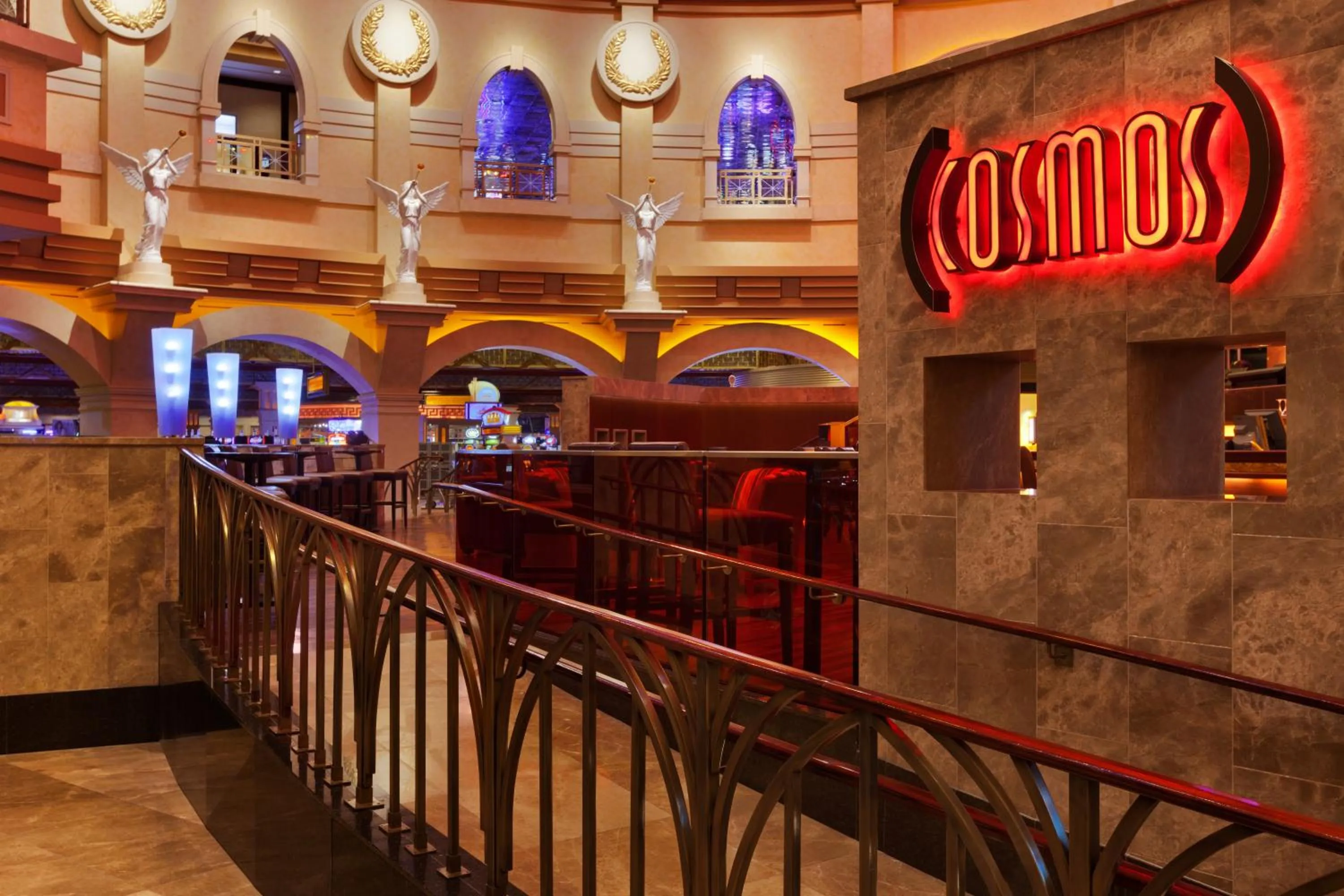 Food and drinks in Caesars Windsor, A Caesars Destination