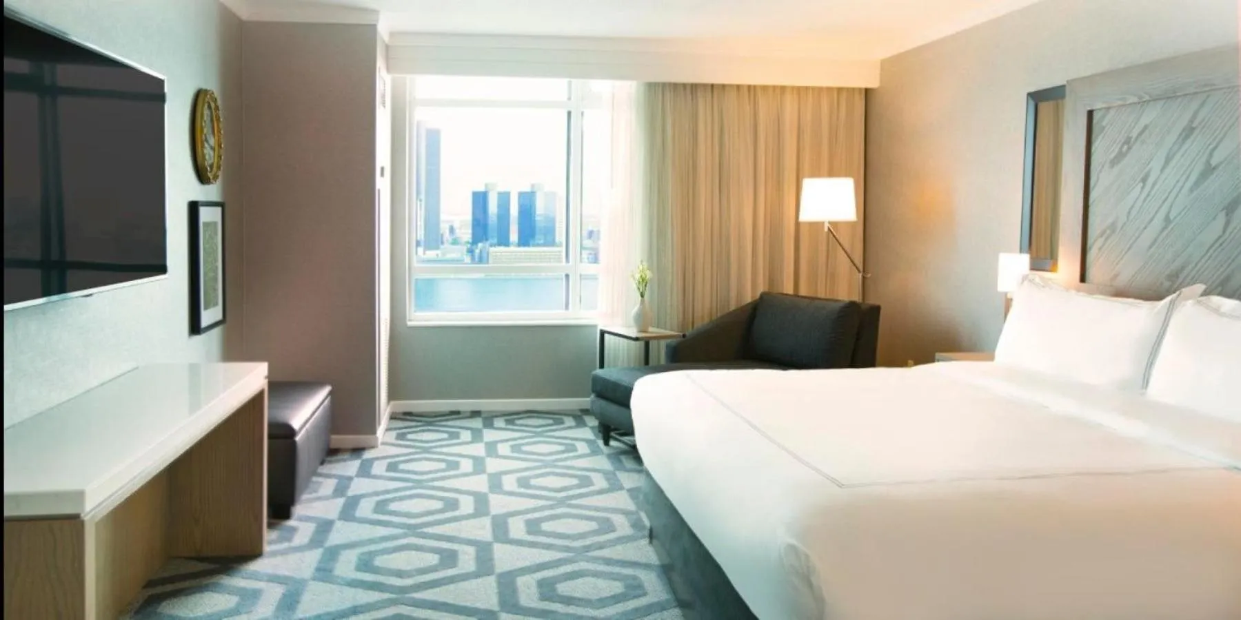 Bedroom, Bed in Caesars Windsor, A Caesars Destination