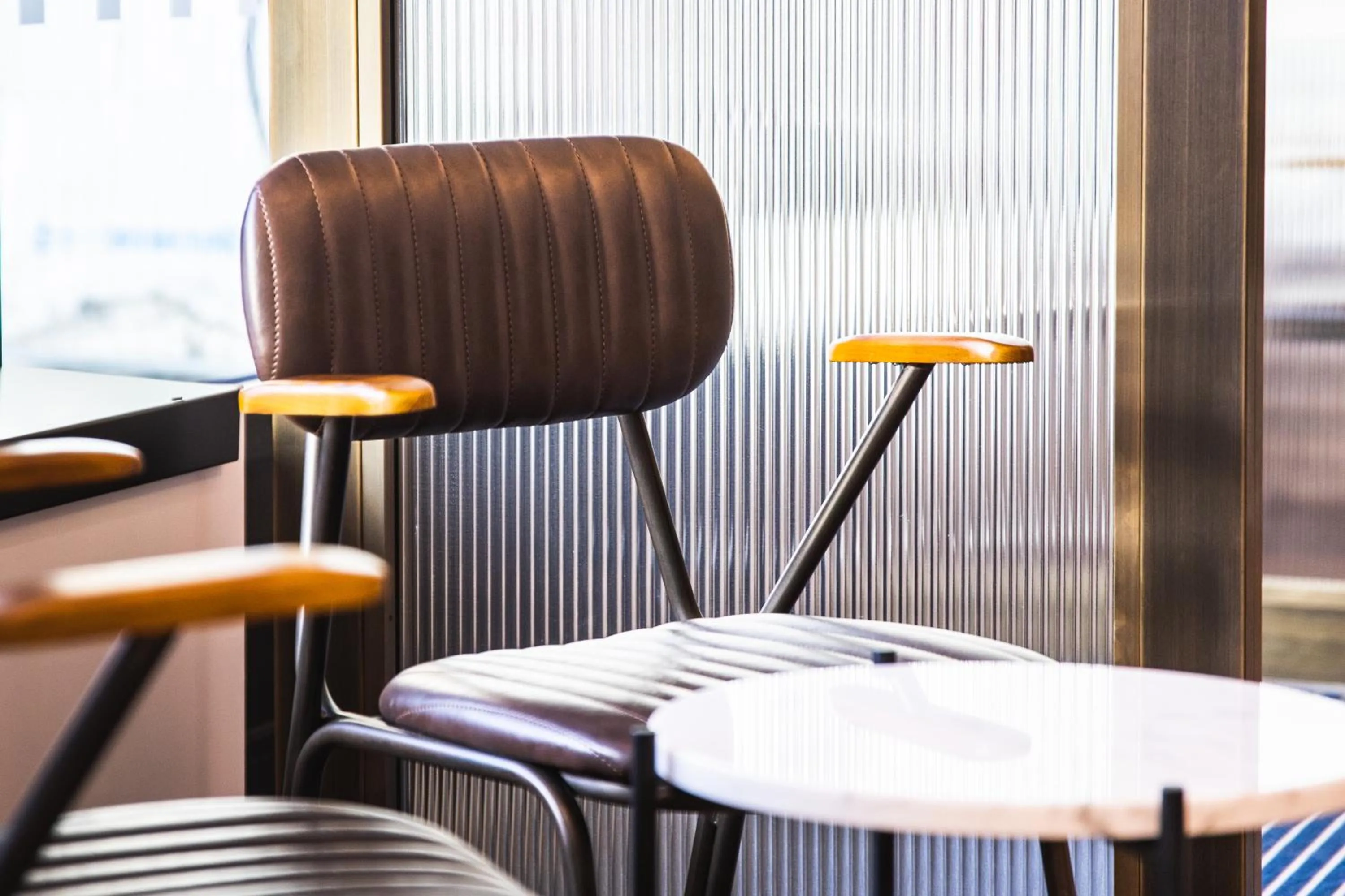 Restaurant/places to eat in Page8, Page Hotels