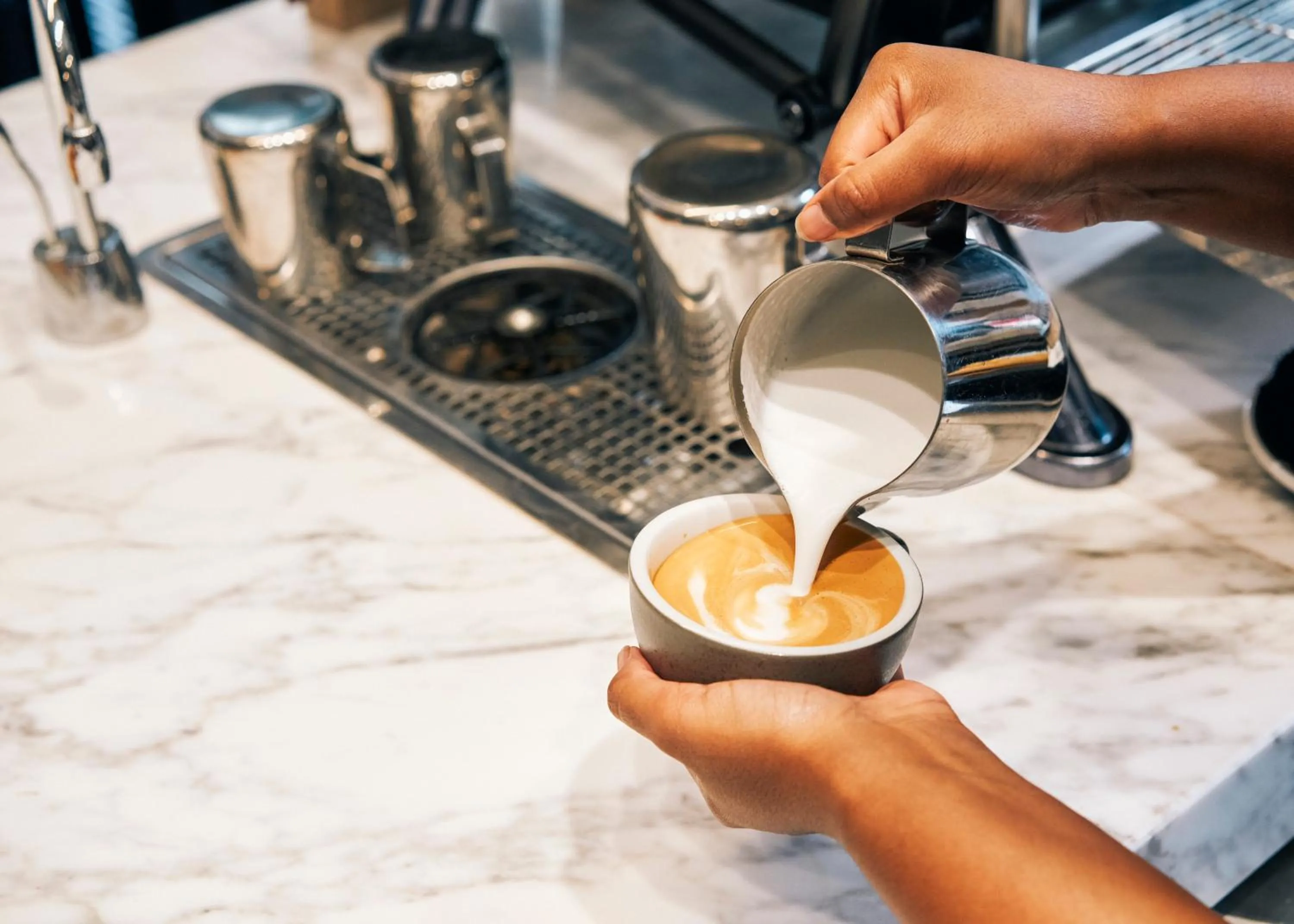 Restaurant/places to eat in Page8, Page Hotels