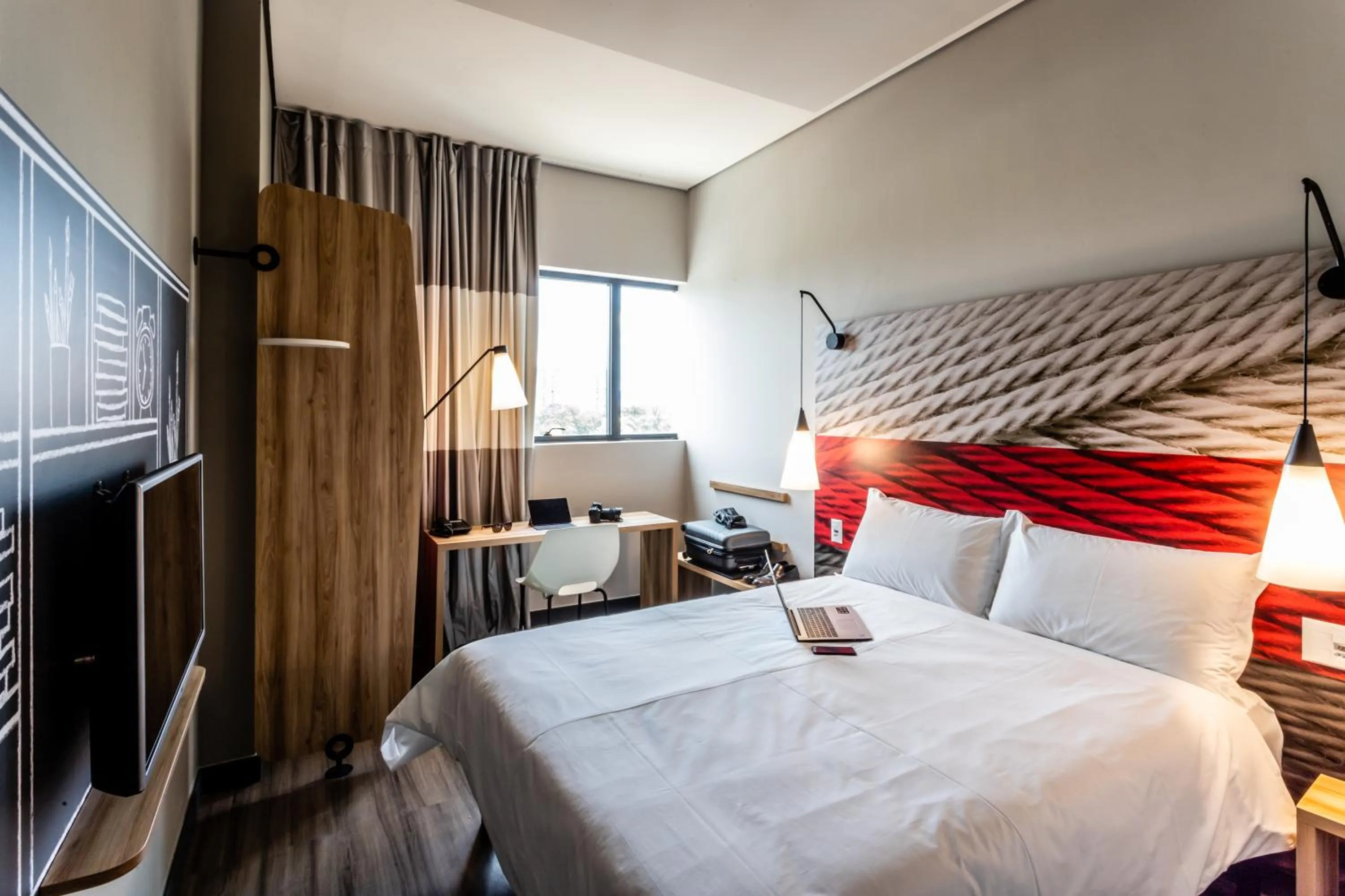 Bed in ibis Palmas Avenida JK