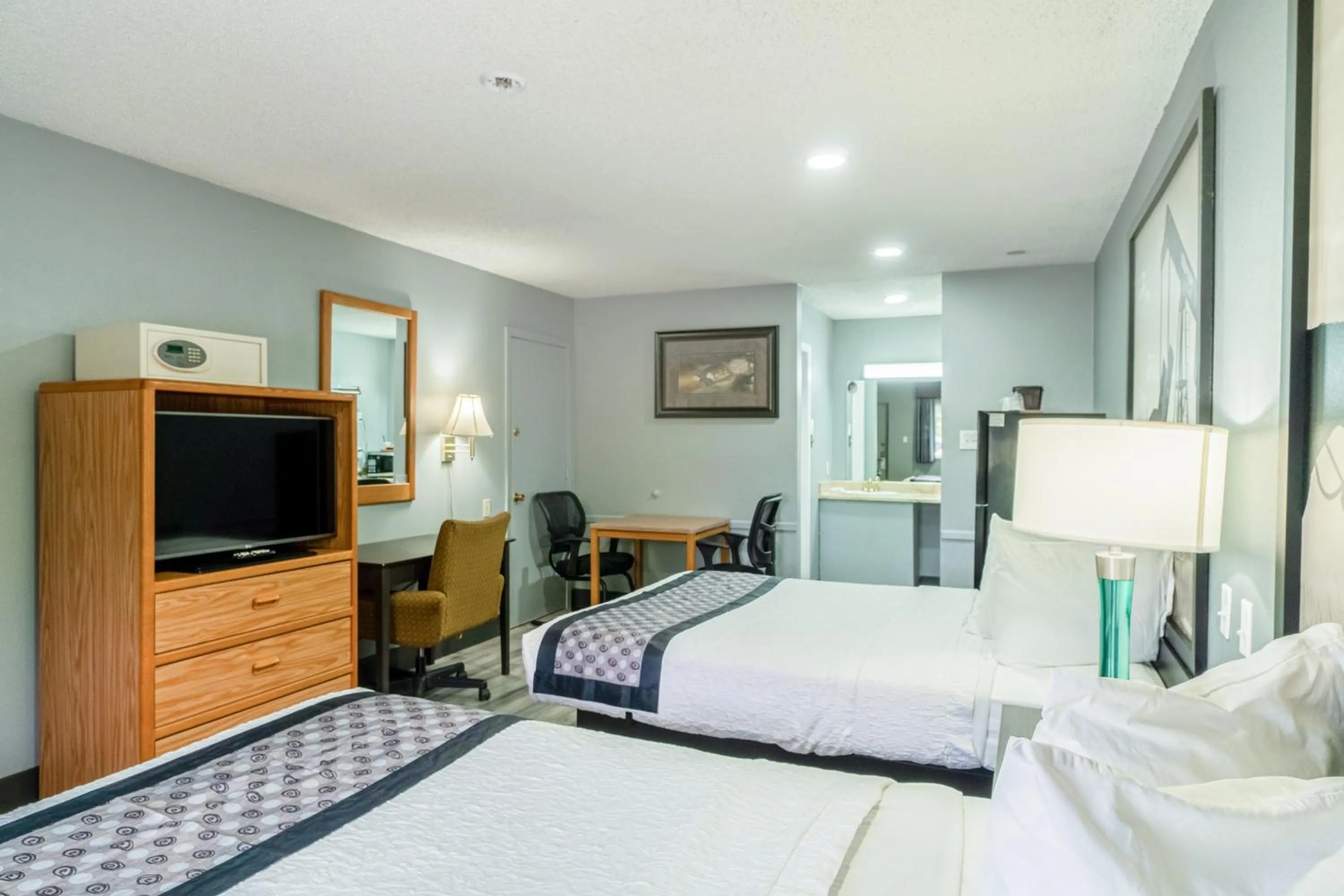 Bedroom, Bed in Purple Sage By OYO Snyder TX