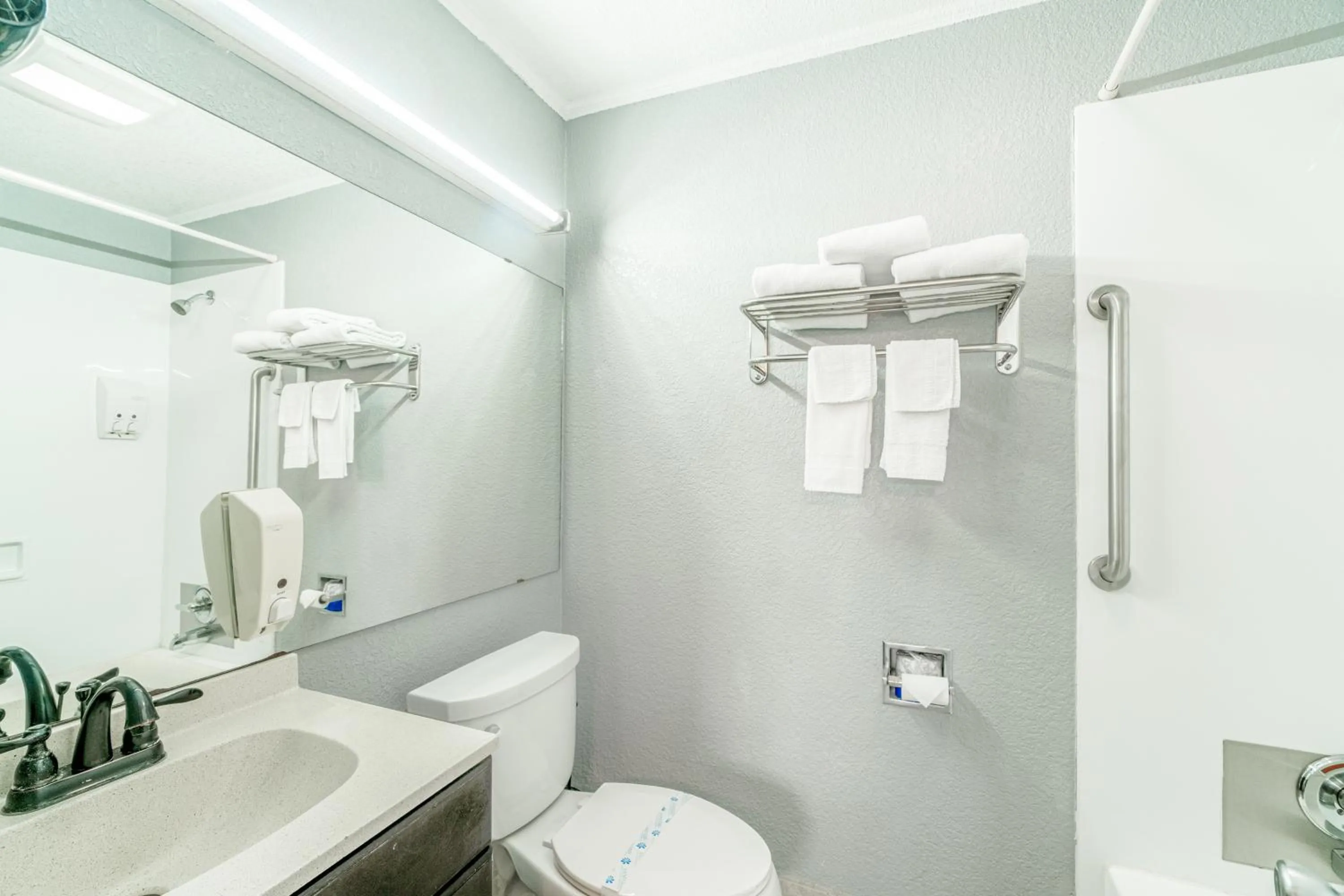 Bathroom in Purple Sage By OYO Snyder TX