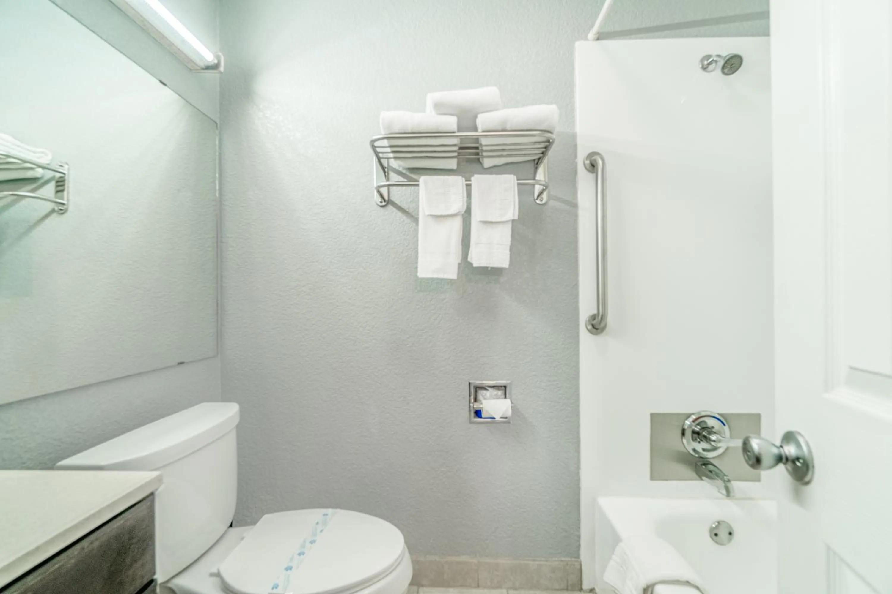Bathroom in Purple Sage By OYO Snyder TX