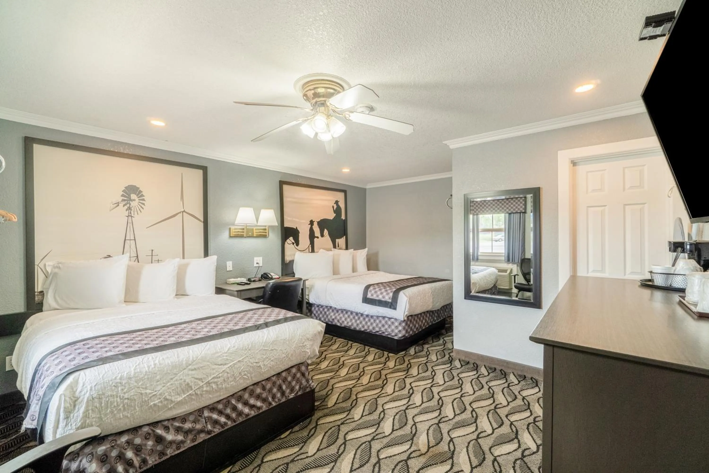 Bedroom, Bed in Purple Sage By OYO Snyder TX