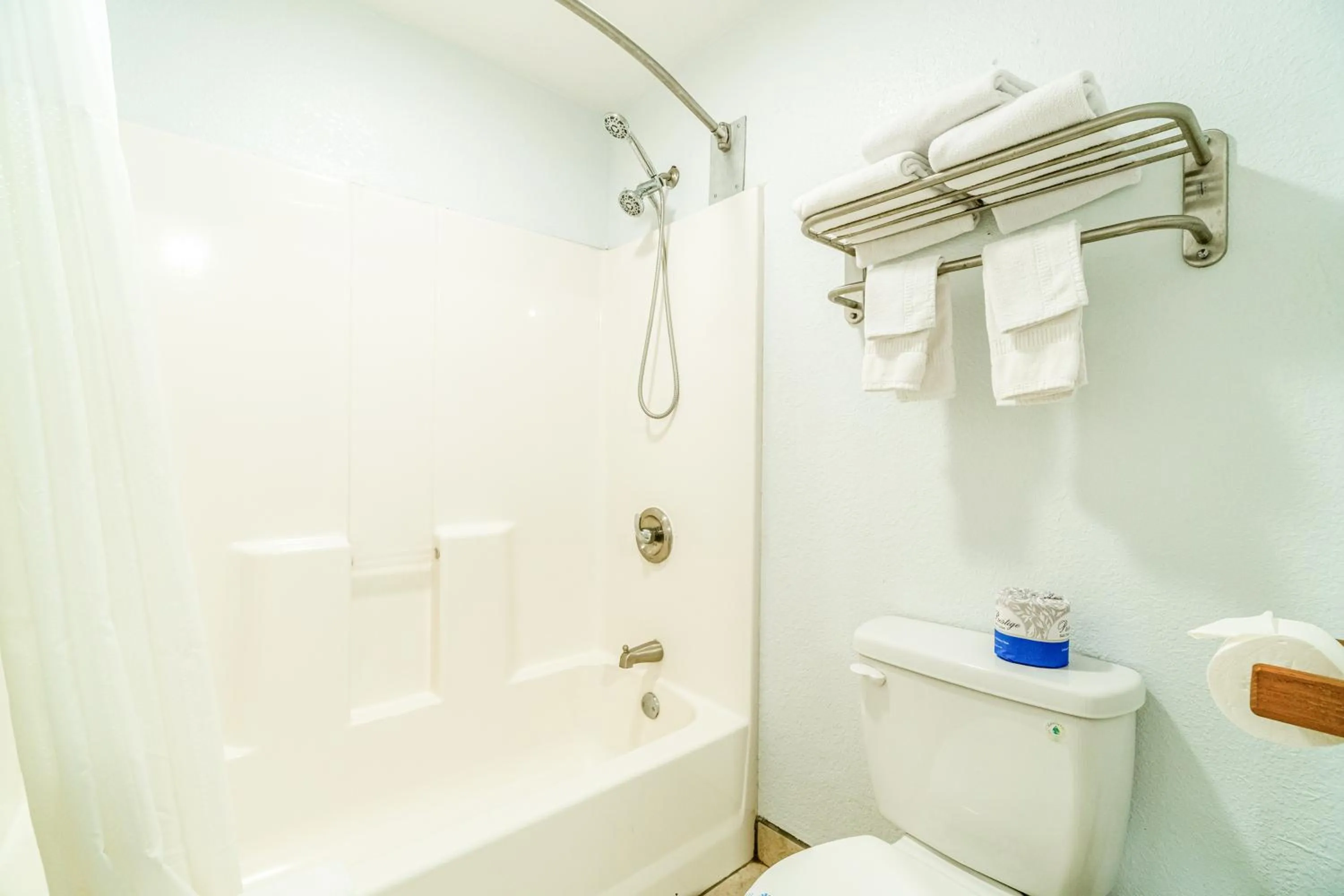 Bathroom in Purple Sage By OYO Snyder TX