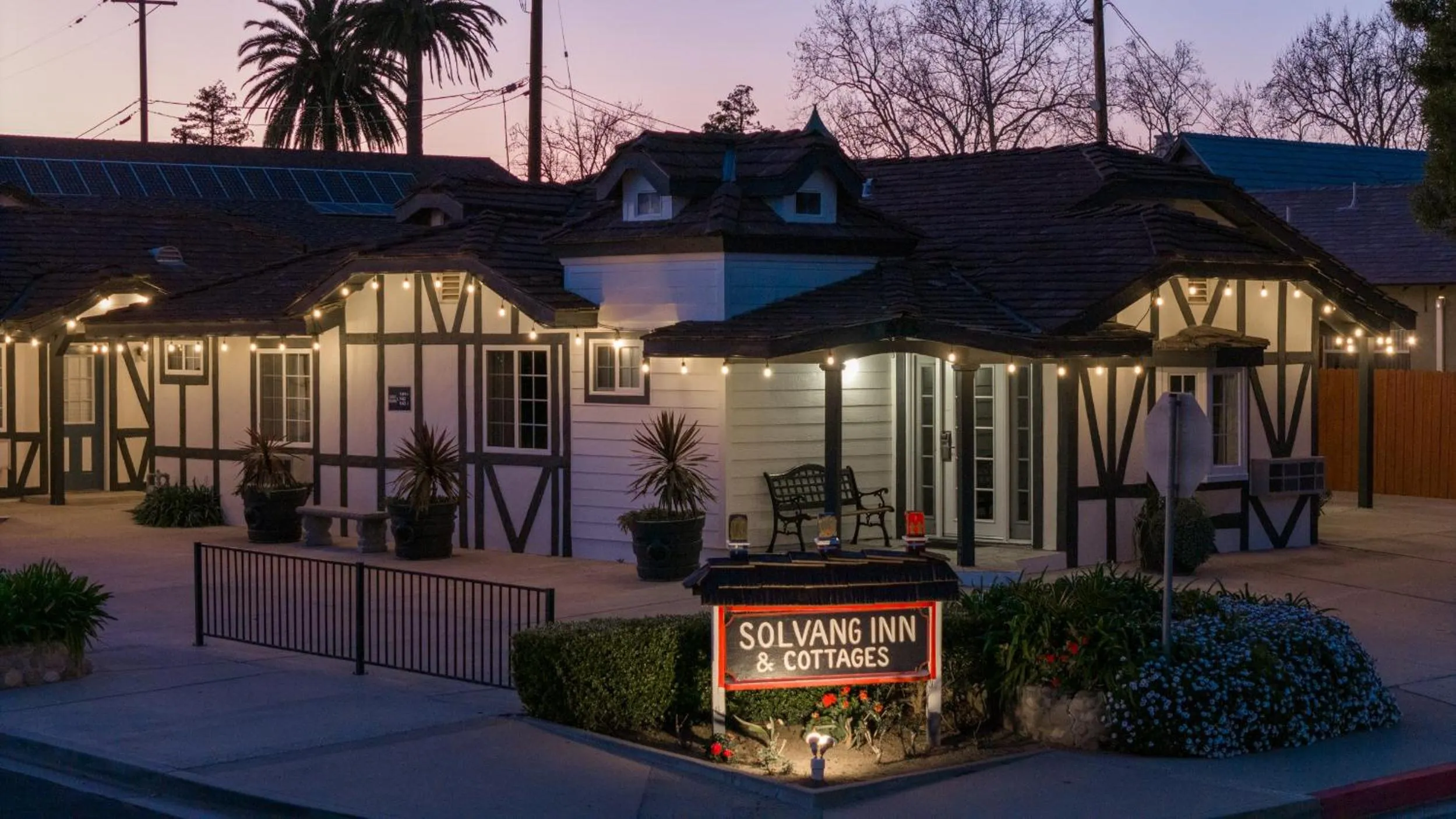 Solvang Inn & Cottages