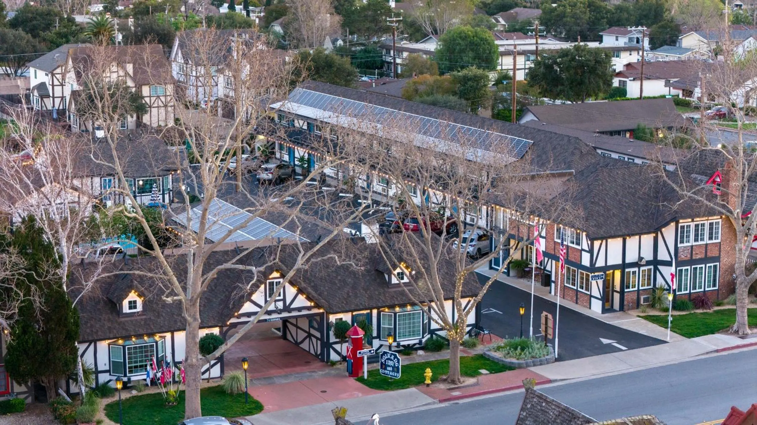 Property building in Solvang Inn & Cottages