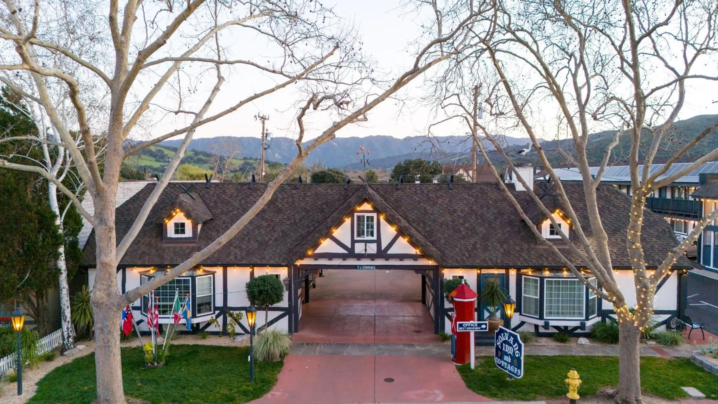 Property building in Solvang Inn & Cottages