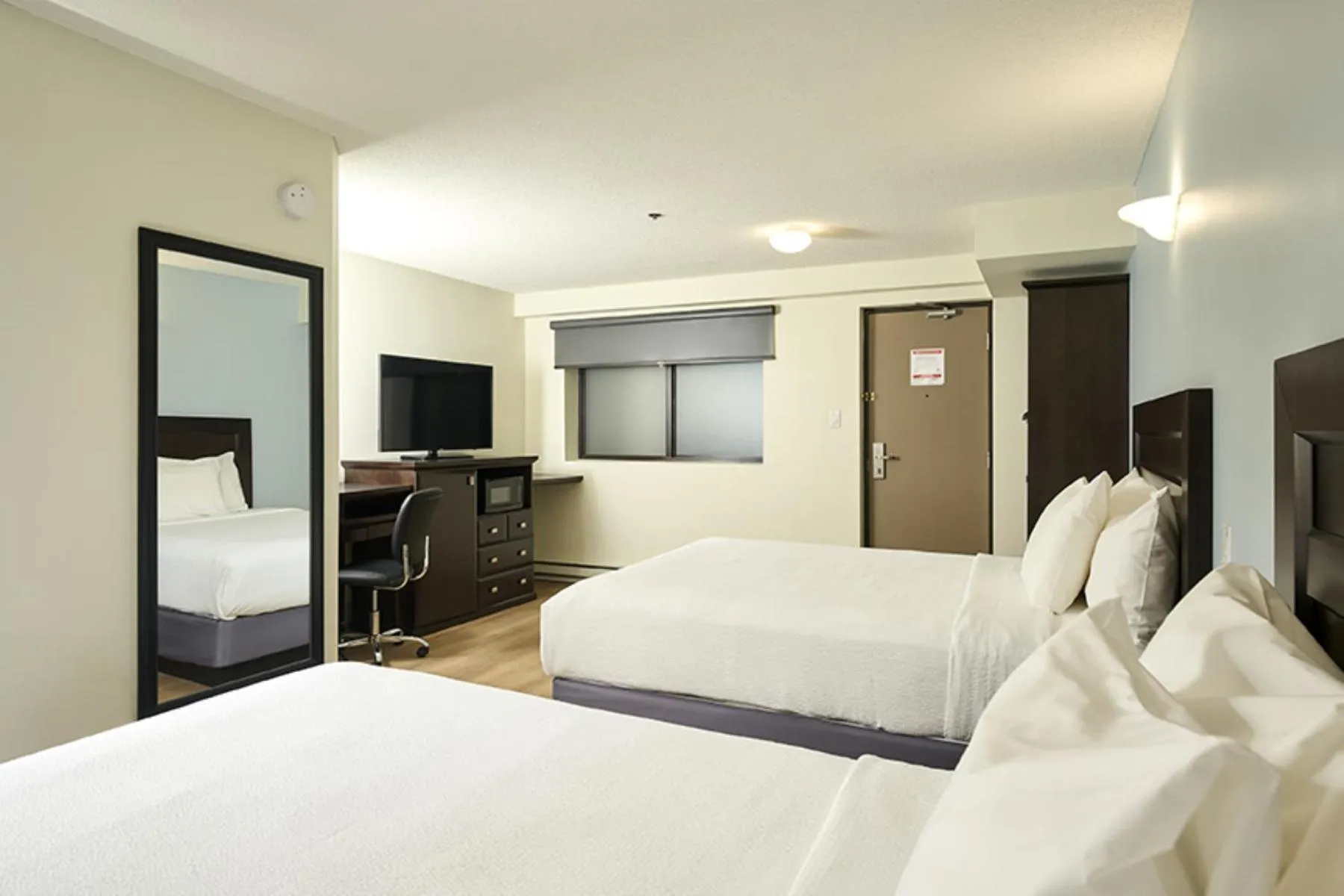 Bedroom, Bed in Canad Inns Destination Centre Fort Garry