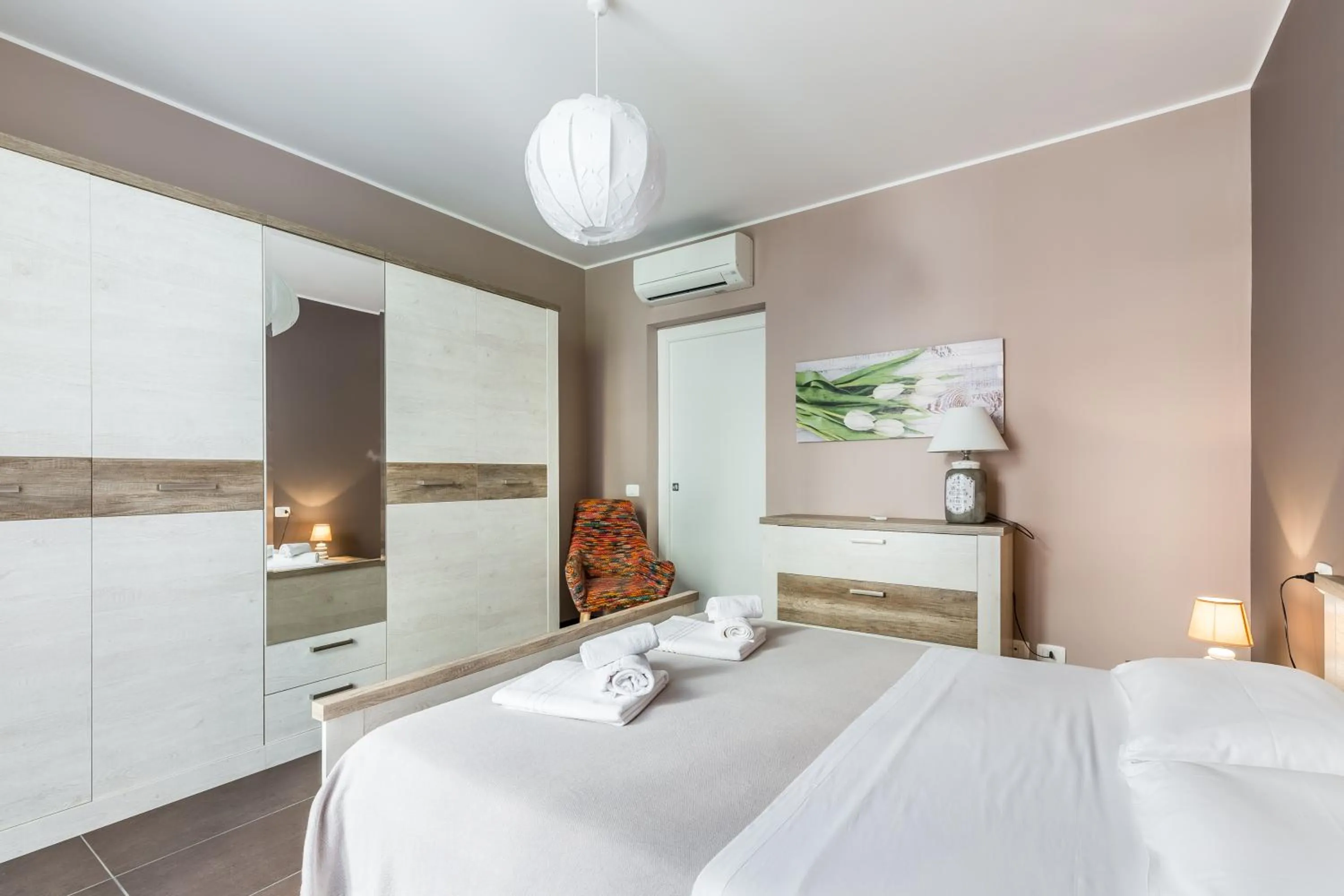 Photo of the whole room, Bed in Modica for Family - Rooms and Apartments