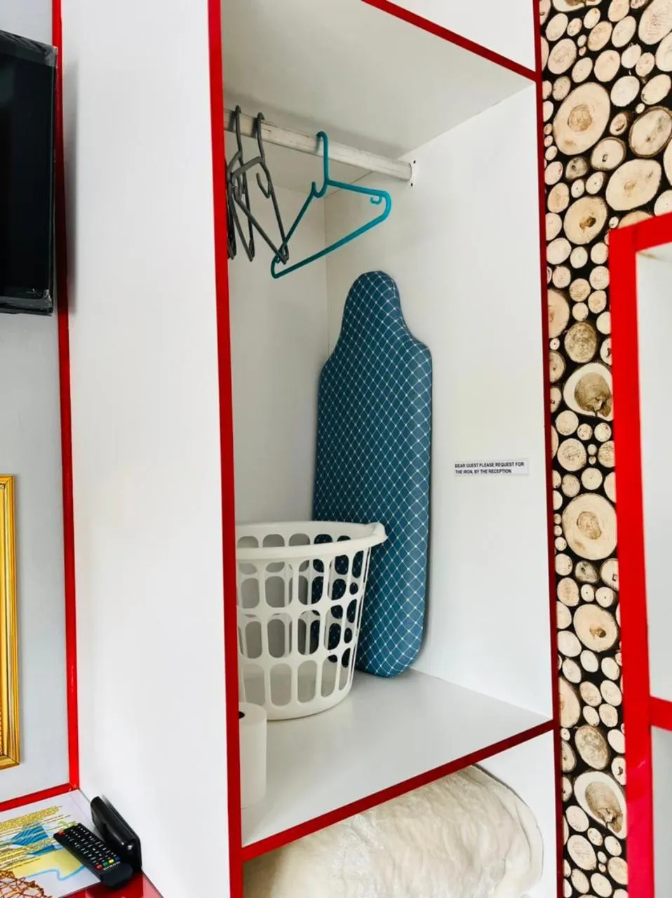 wardrobe in Abecor Hotel