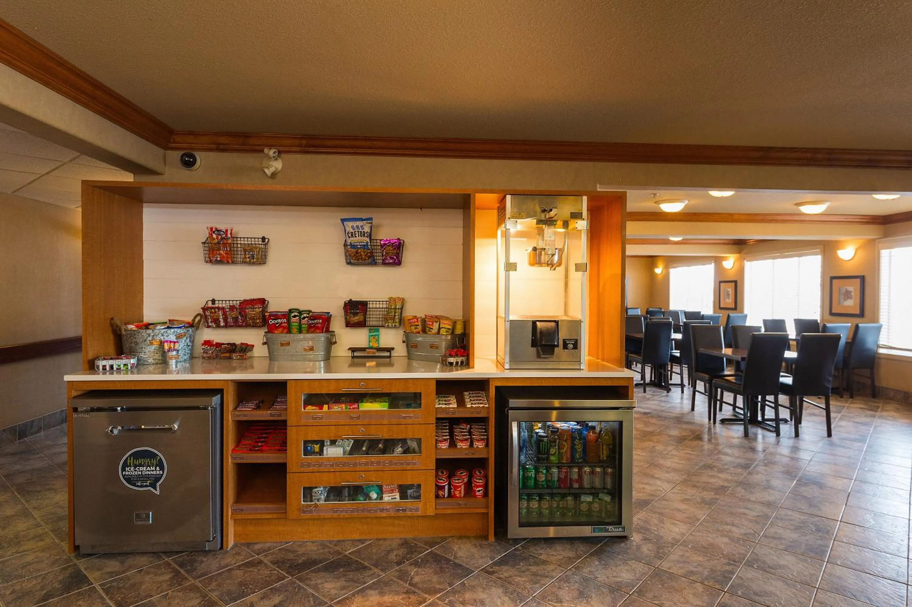 Property building in Canalta Provost