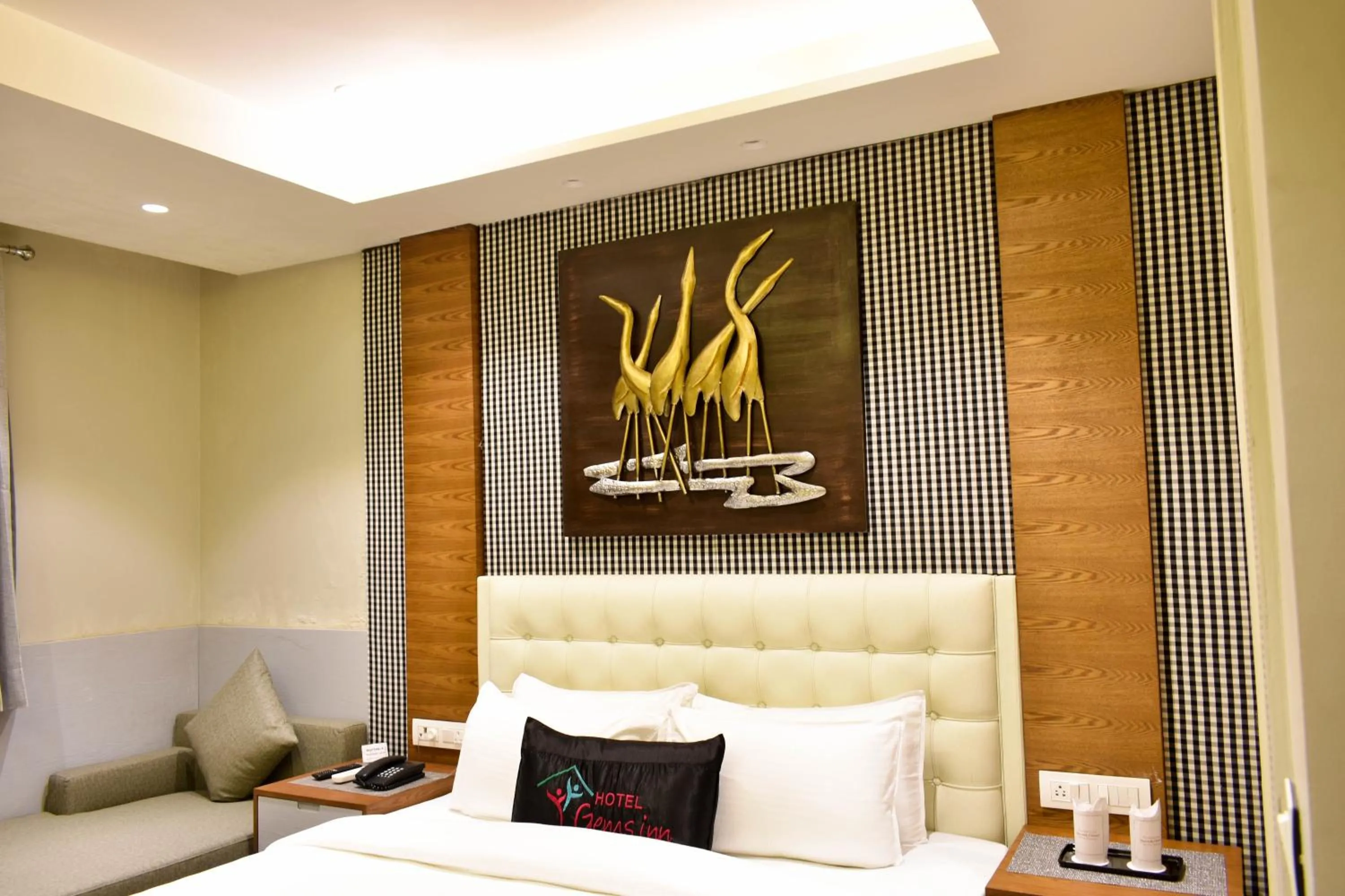 Bedroom in Hotel Gems Inn