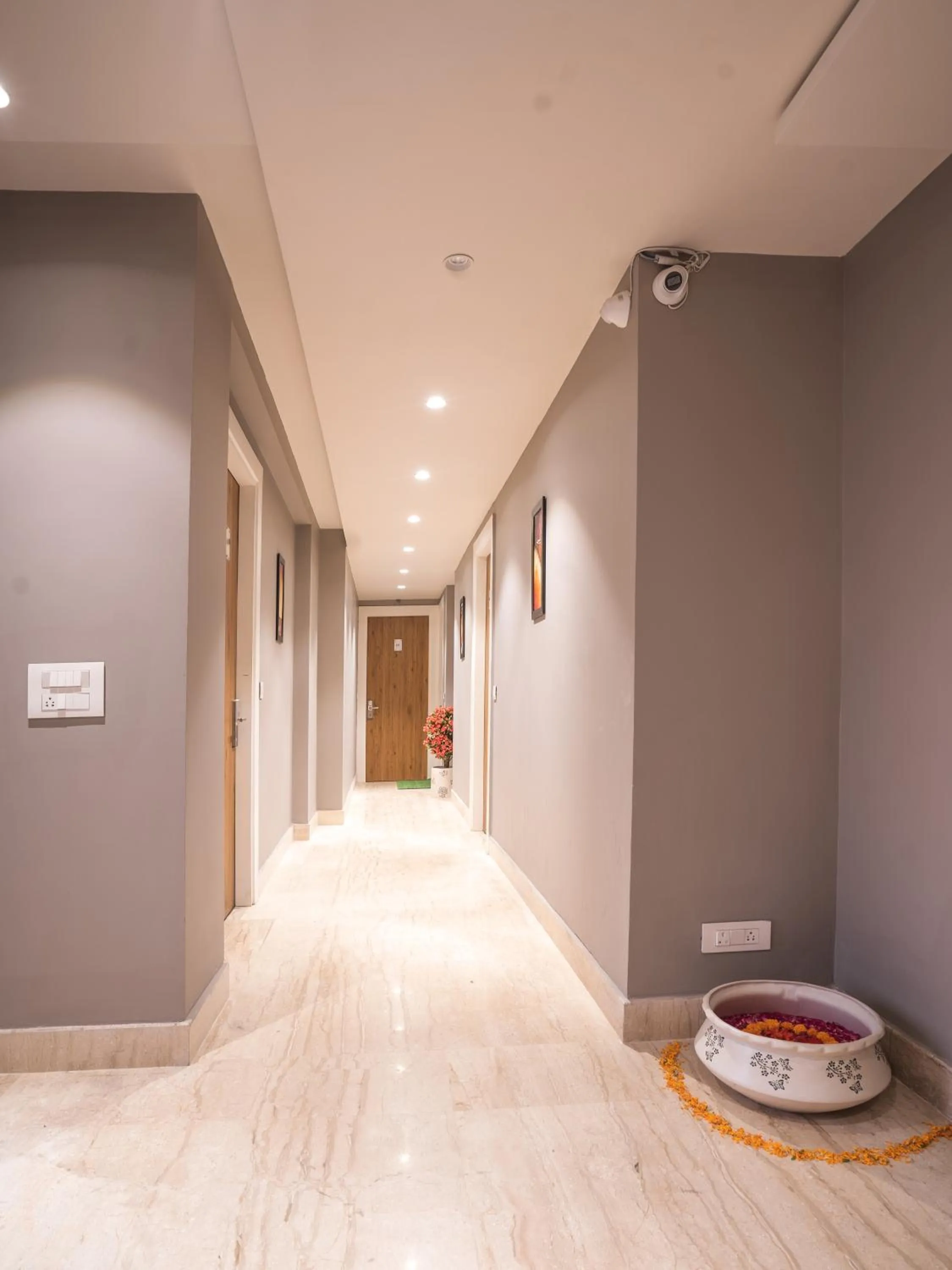 Facade/entrance in Hotel Gems Inn