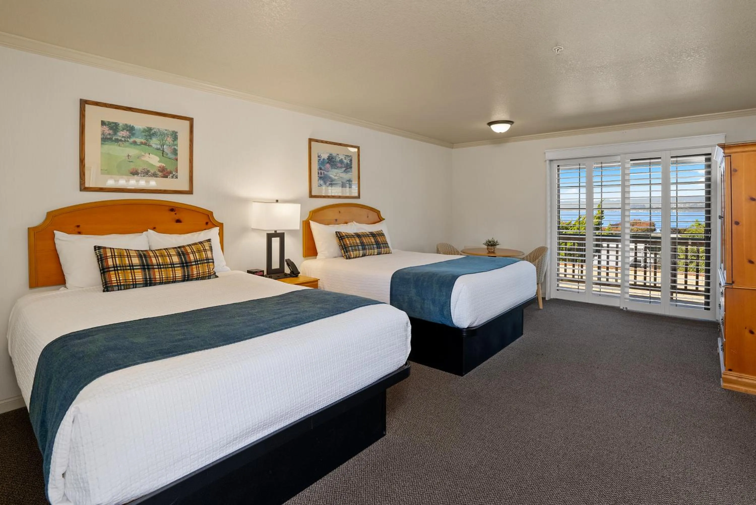 Bed in Sea Pines Golf Resort
