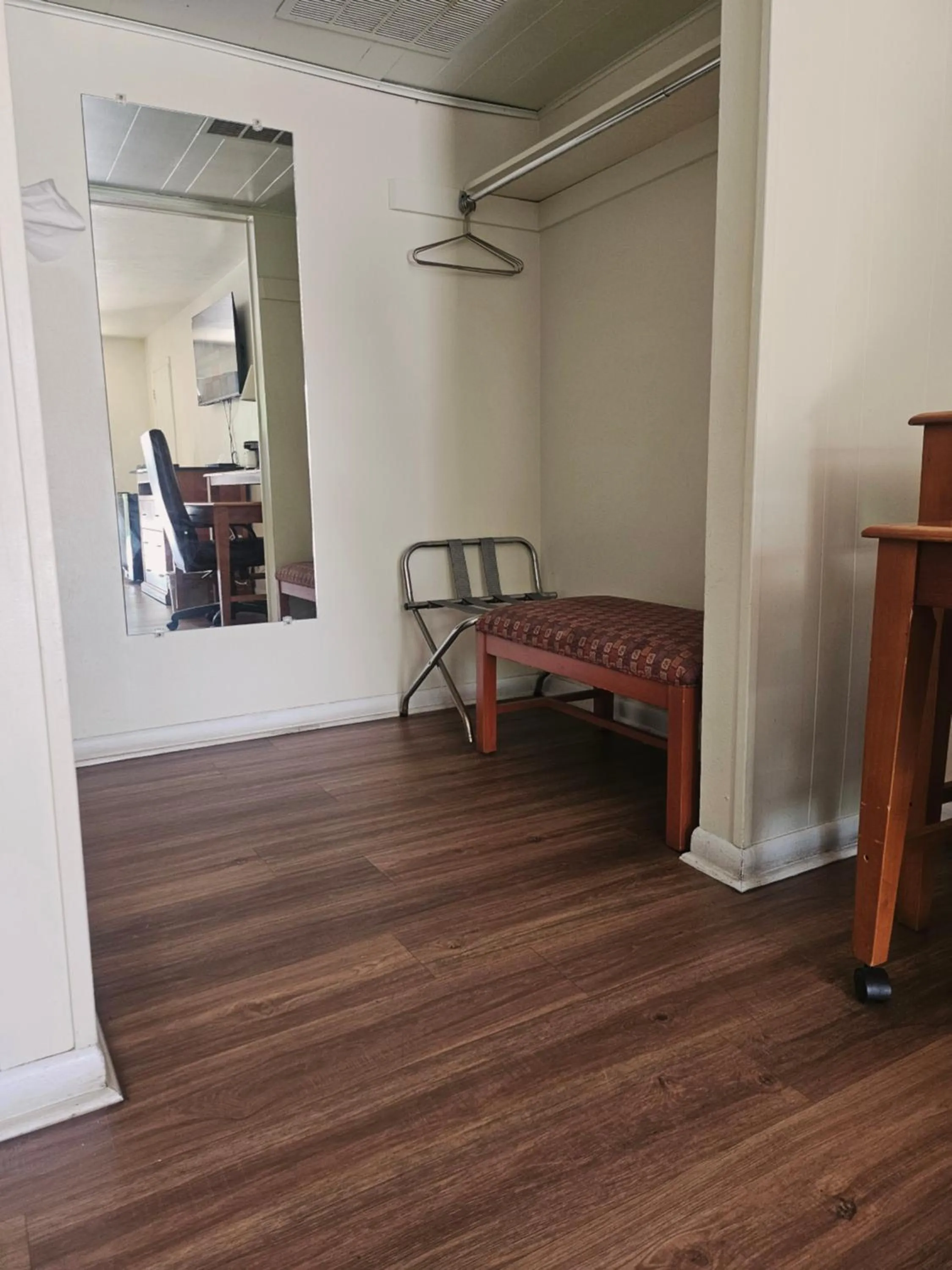 The Budget Inn Express