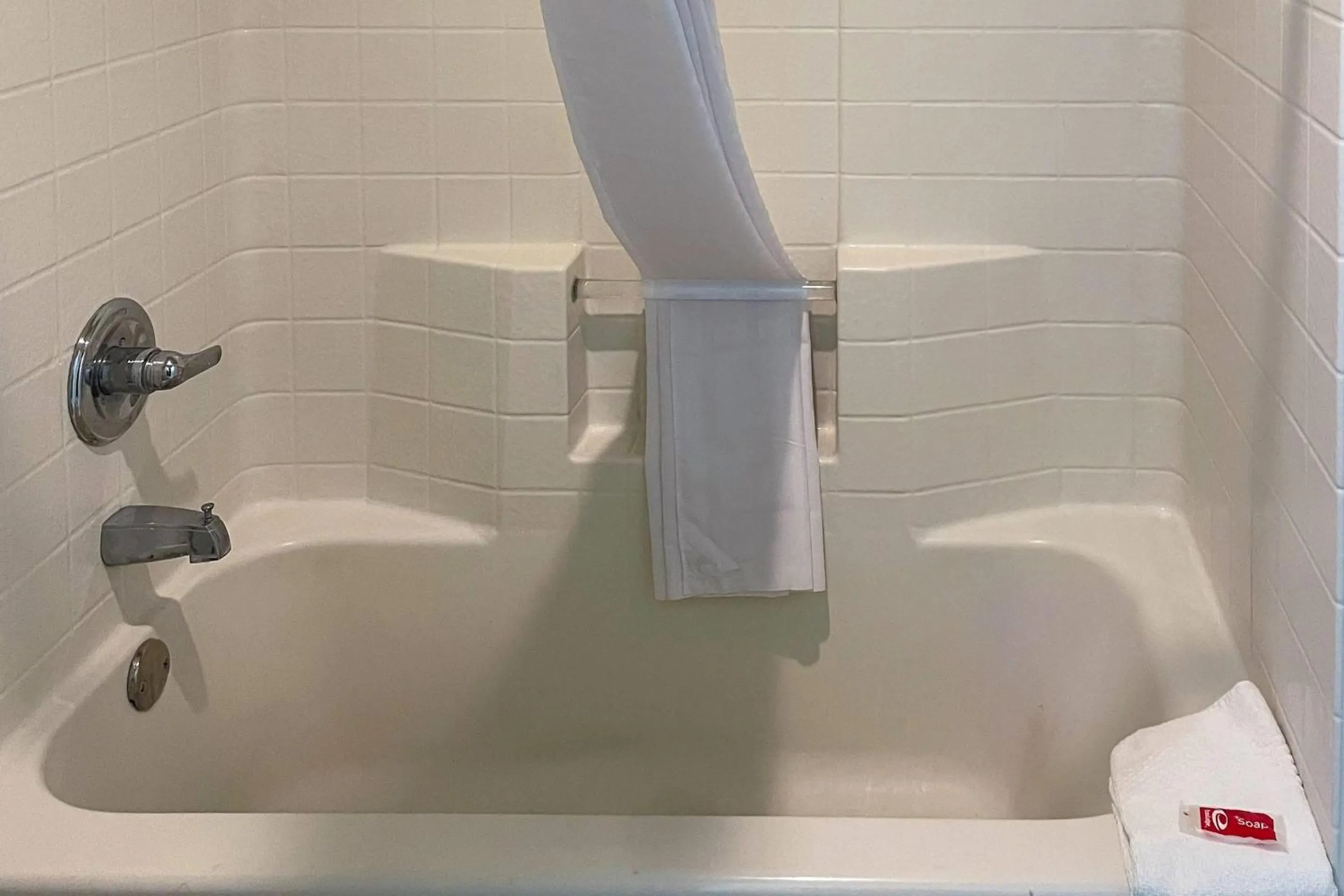 Bedroom in Econo Lodge Inn & Suites Sweetwater I-20