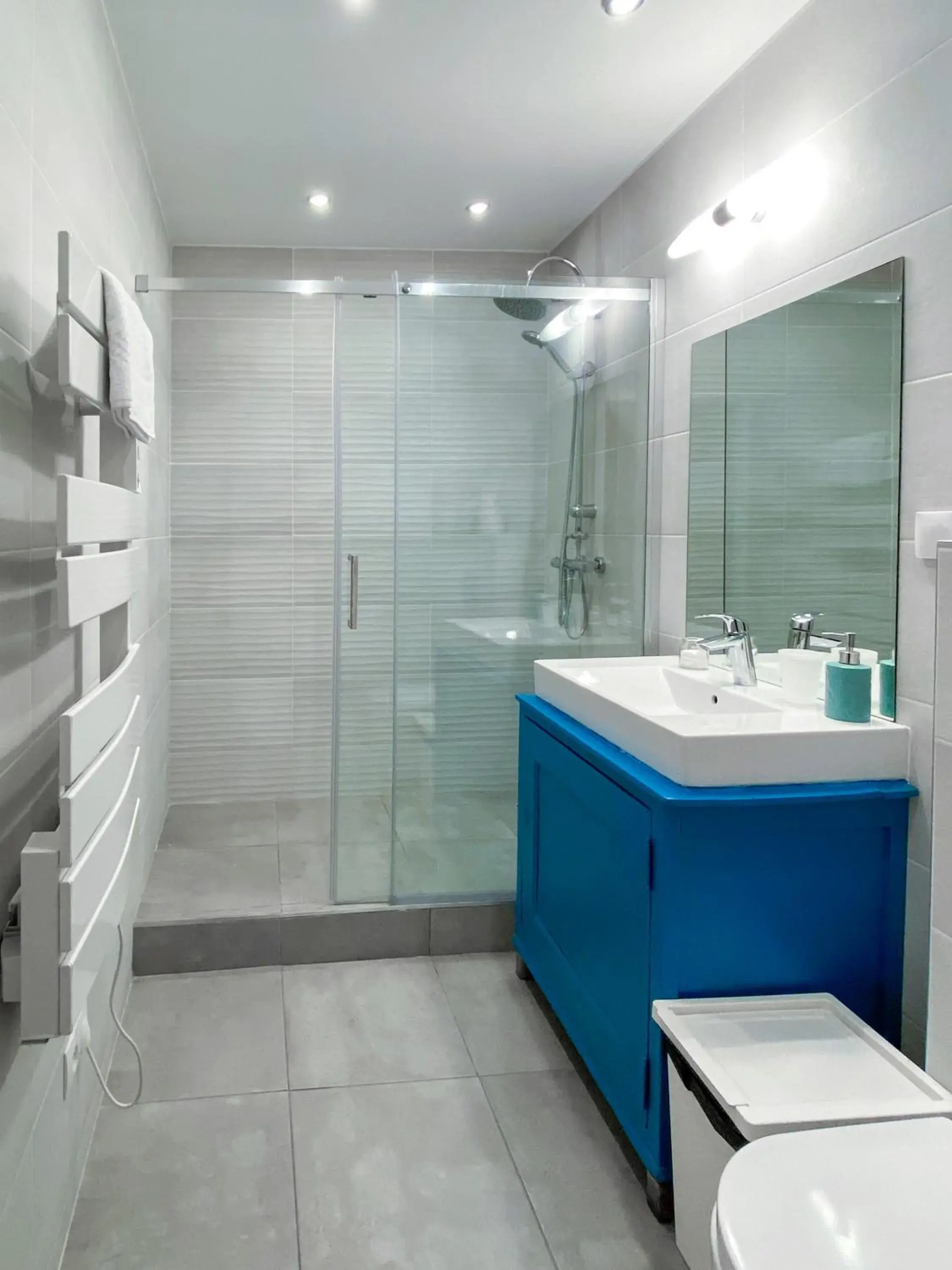 Superior Queen Room - single occupancy in Entre Midi - Maison d'Hôtes - B&B Superior Queen Room - single occupancy in Entre Midi - Maison d'Hôtes - B&B