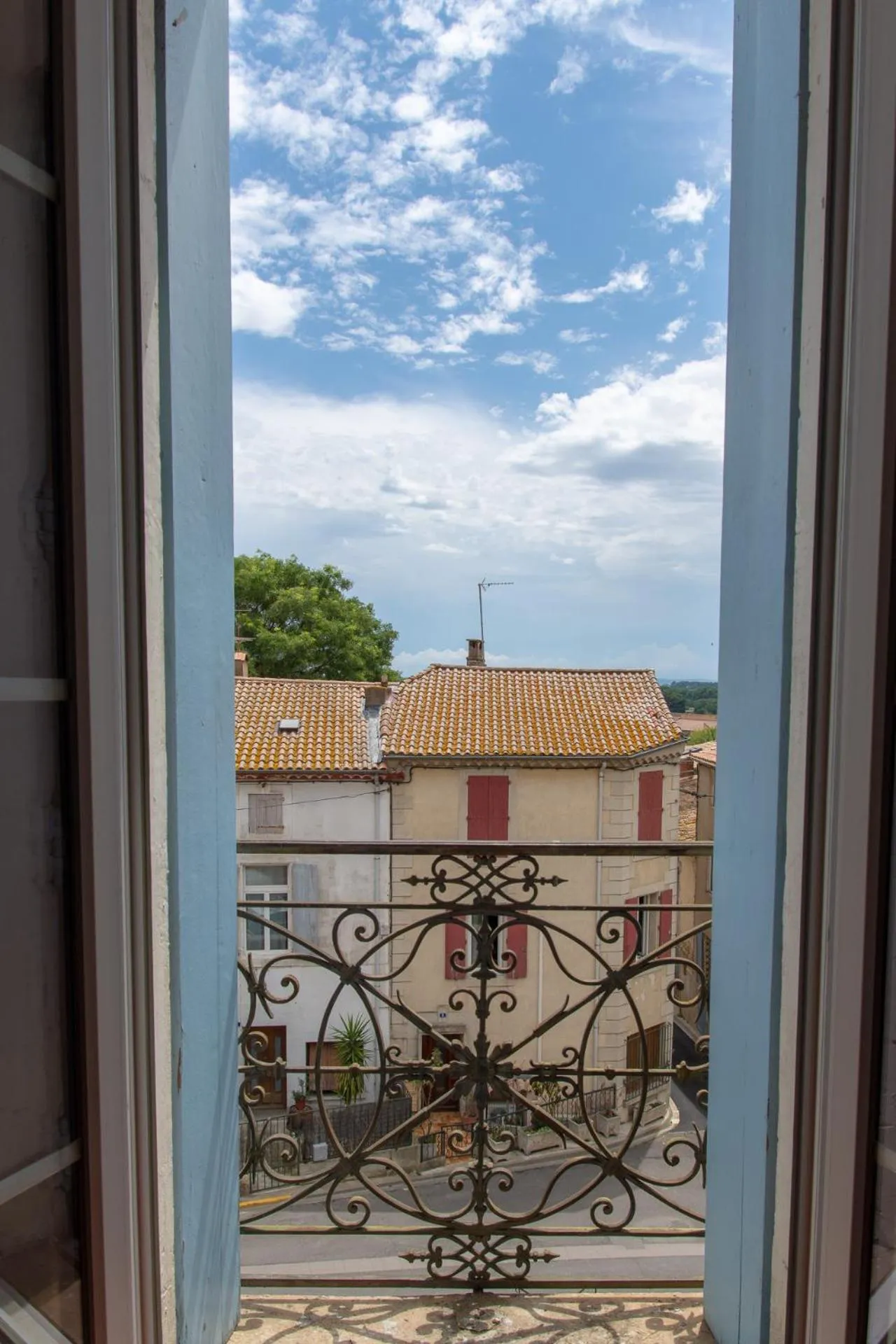 Natural landscape in Entre Midi - Maison d'Hôtes - B&B