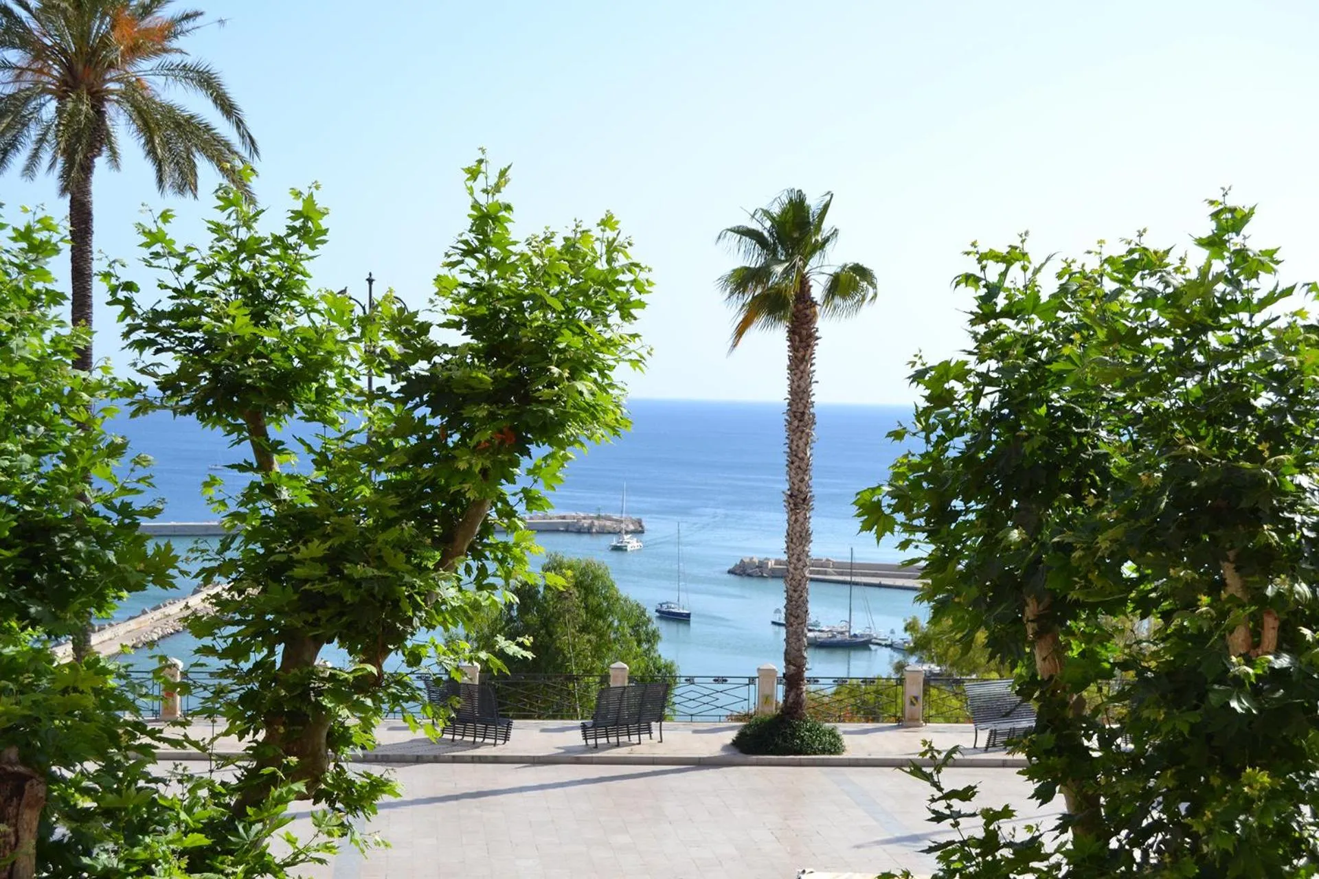 BnB Agorà Panoramic Rooms