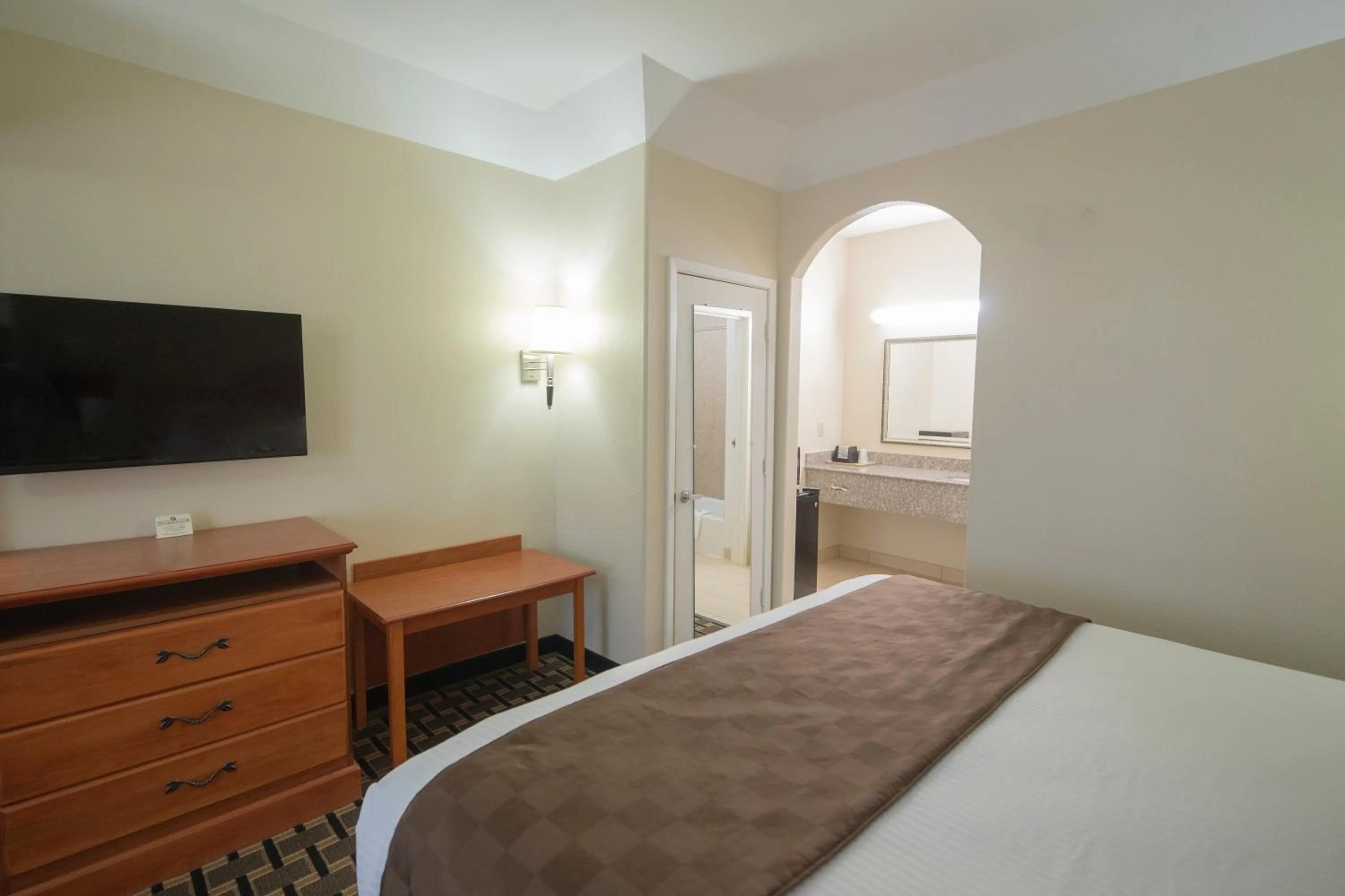 Bed in Motel 6-Tyler, TX