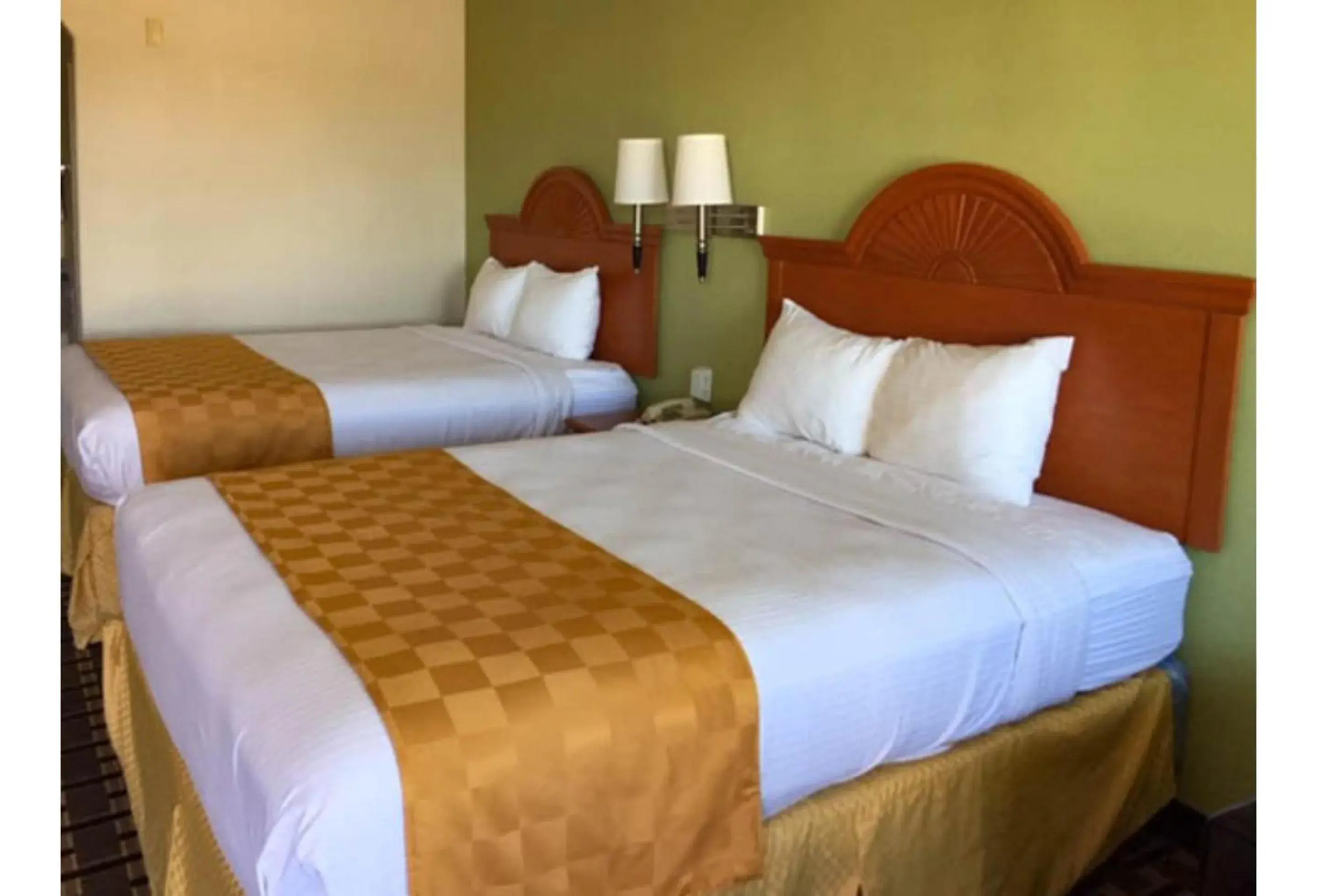 Queen Room with Two Queen Beds - Disability Access in Motel 6-Tyler, TX Queen Room with Two Queen Beds - Disability Access in Motel 6-Tyler, TX
