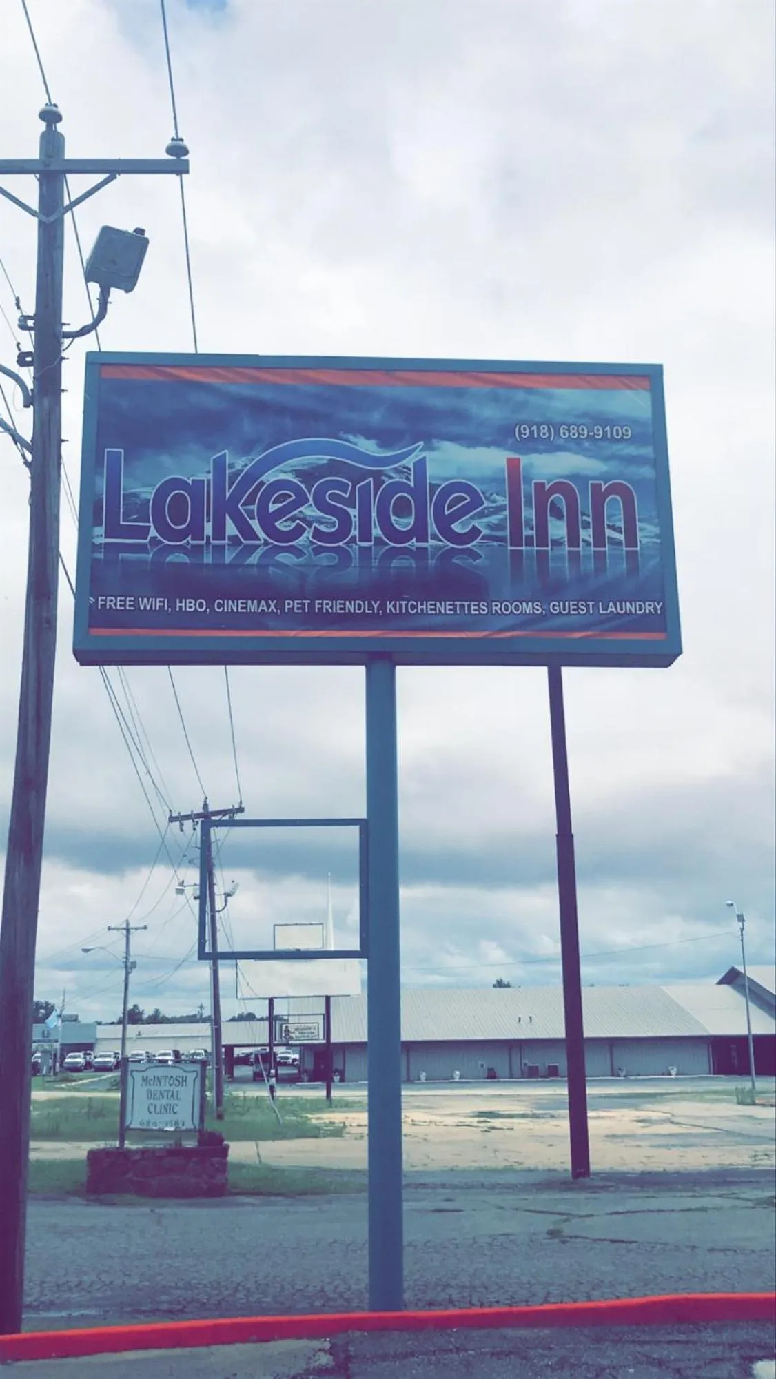 Lakeside inn