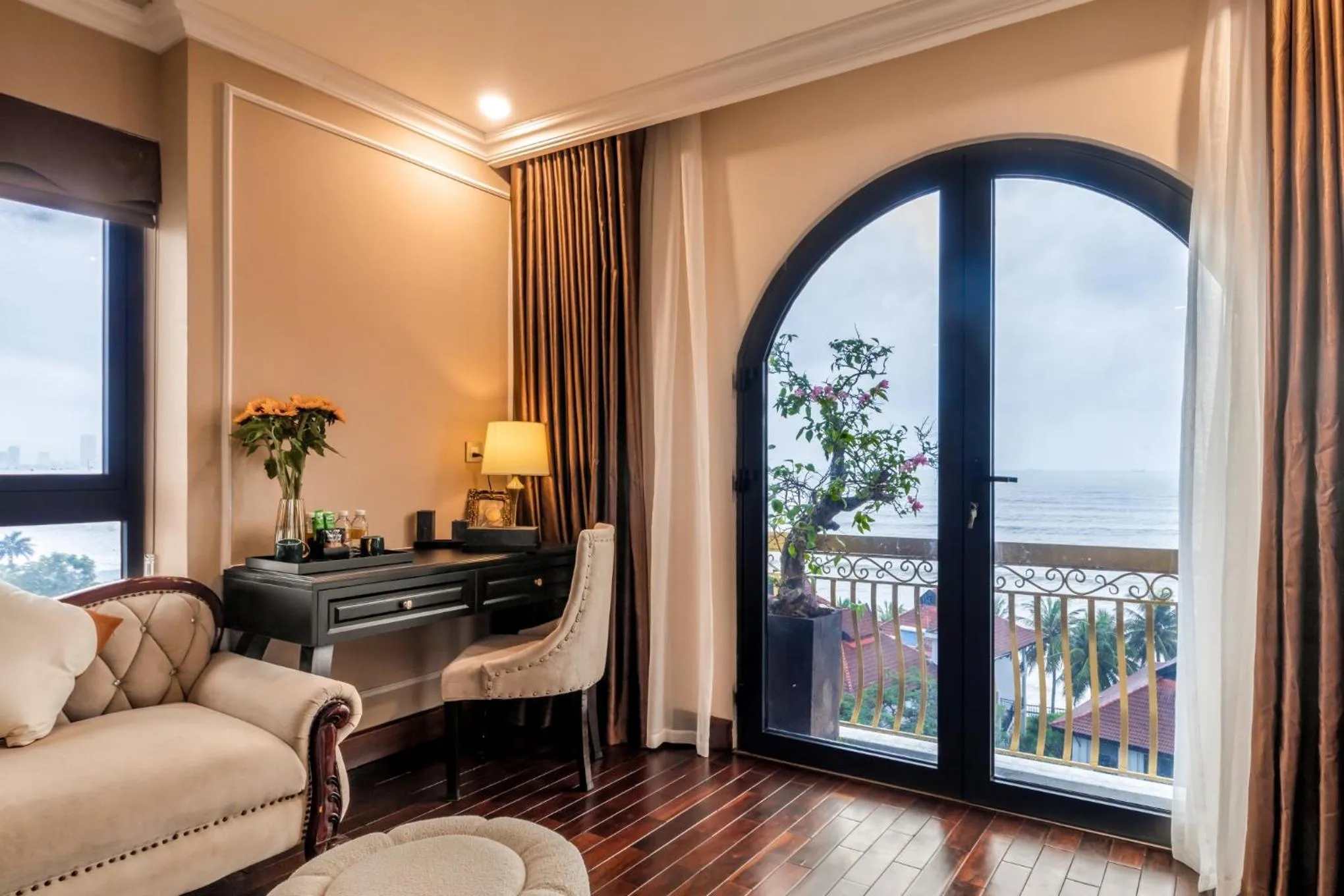 Bed in Mira Boutique Hotel Quy Nhon