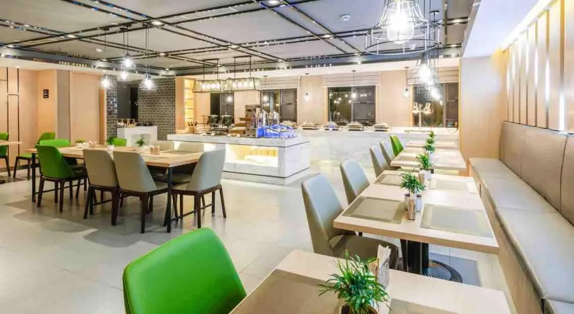 Restaurant/places to eat in Atour Hotel Kunming Dianchi Lake