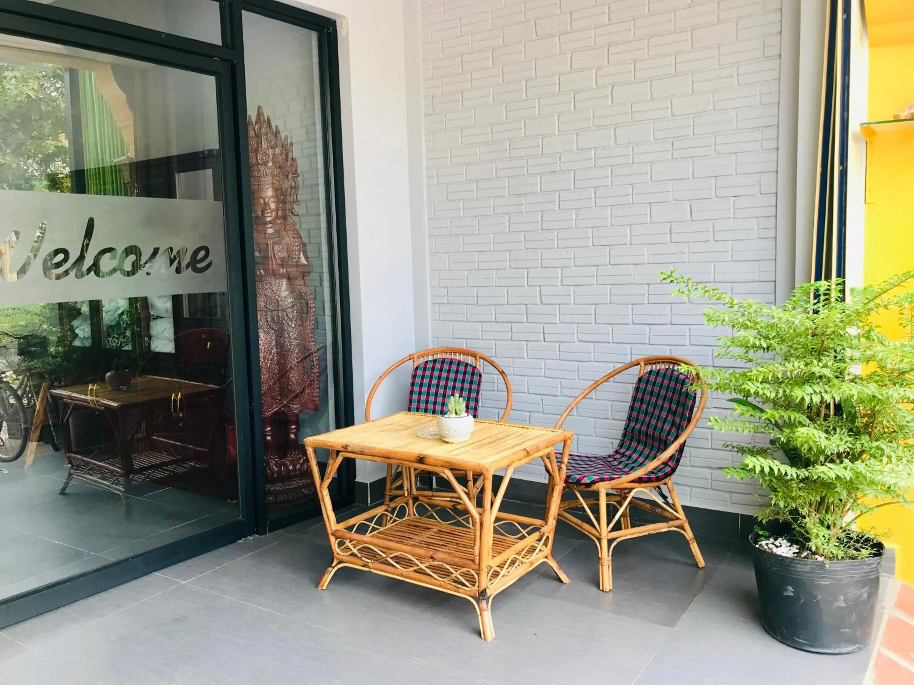 Maison Rivera Guest House