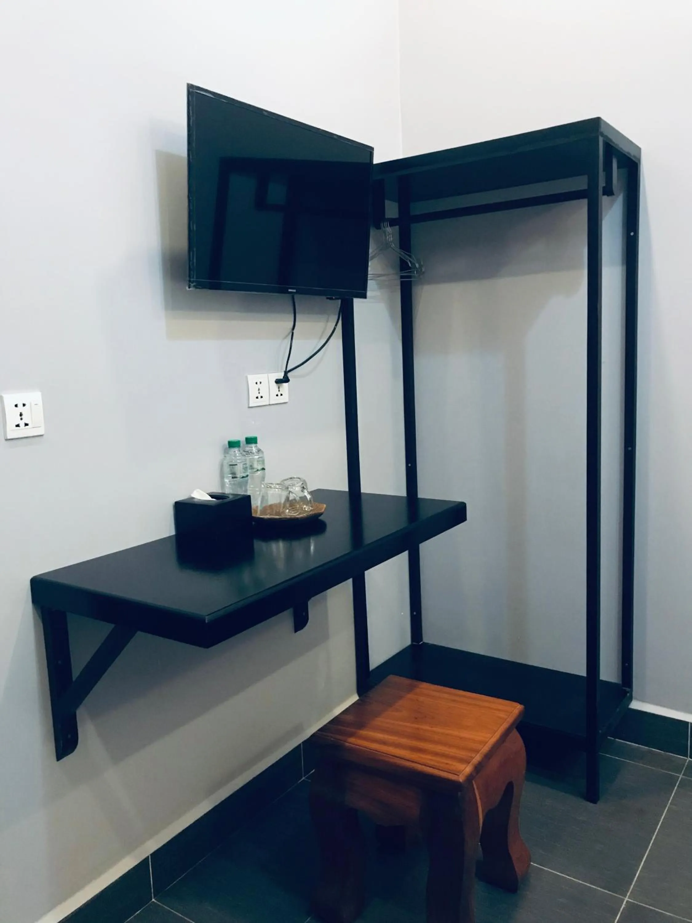 Communal lounge/ TV room in Maison Rivera Guest House