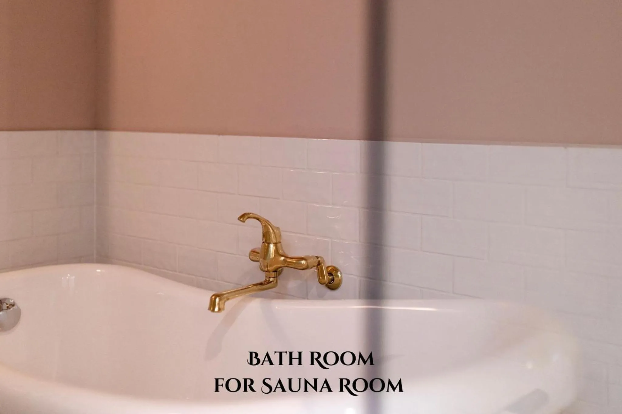 Bathroom in THE ROOT2 HOTEL