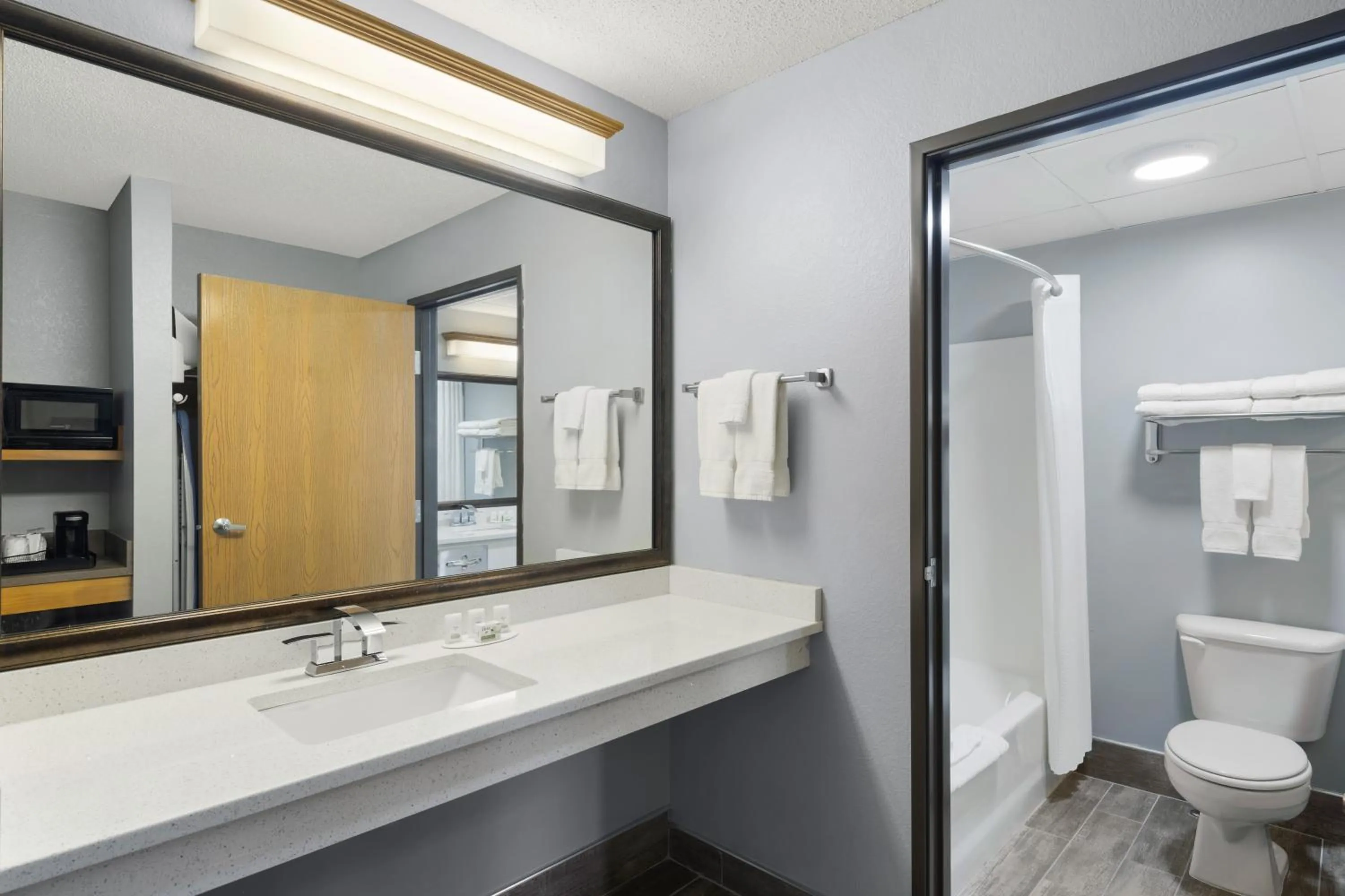 Bath in AmericInn by Wyndham Stuart