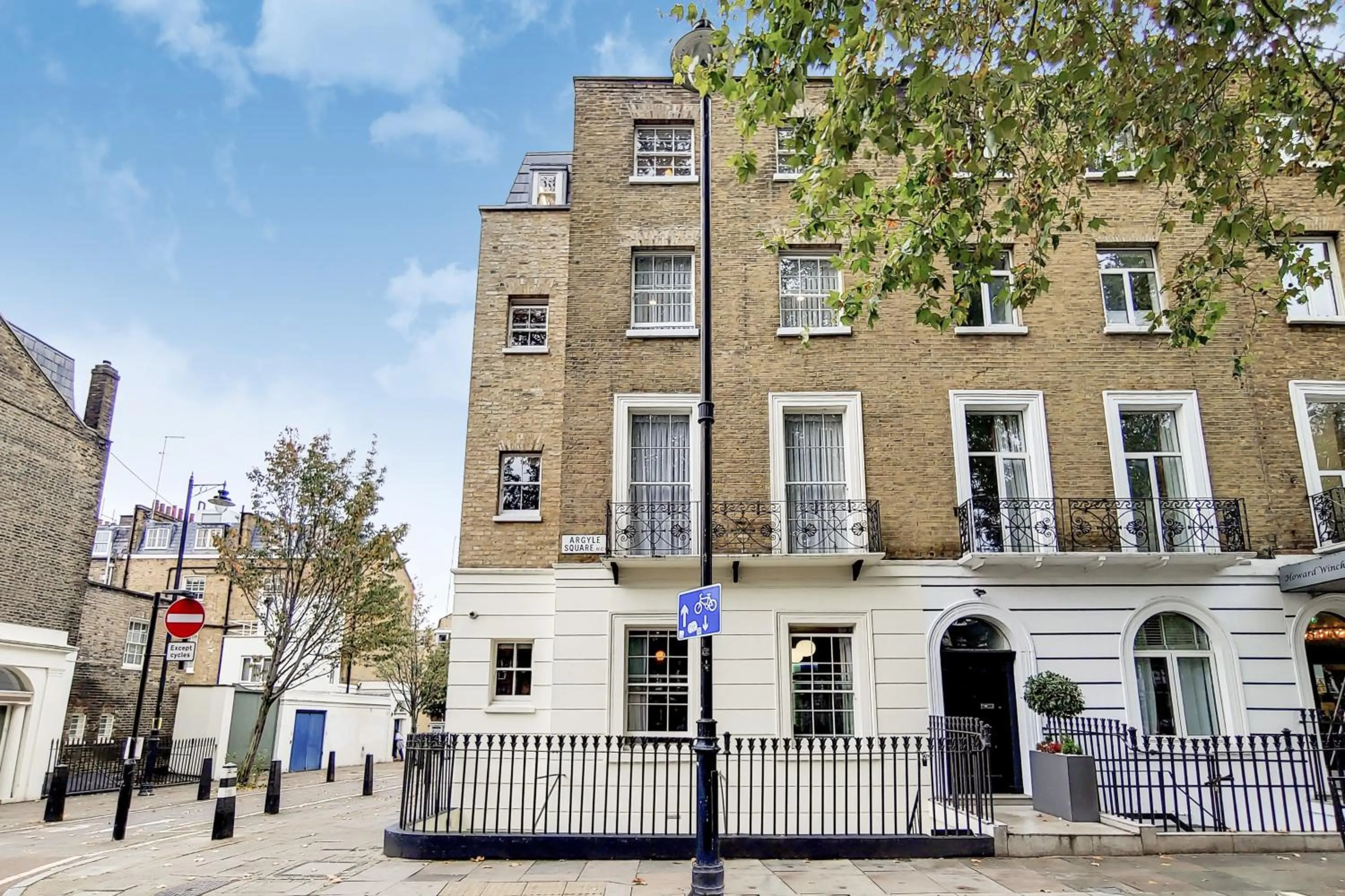 Property building in Residences at The Gyle - London