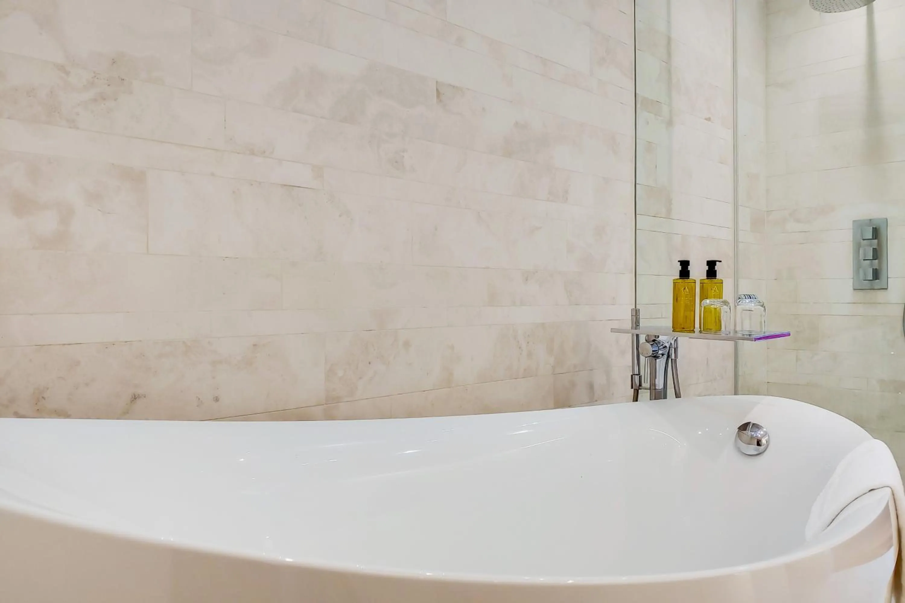 Bath in Residences at The Gyle - London