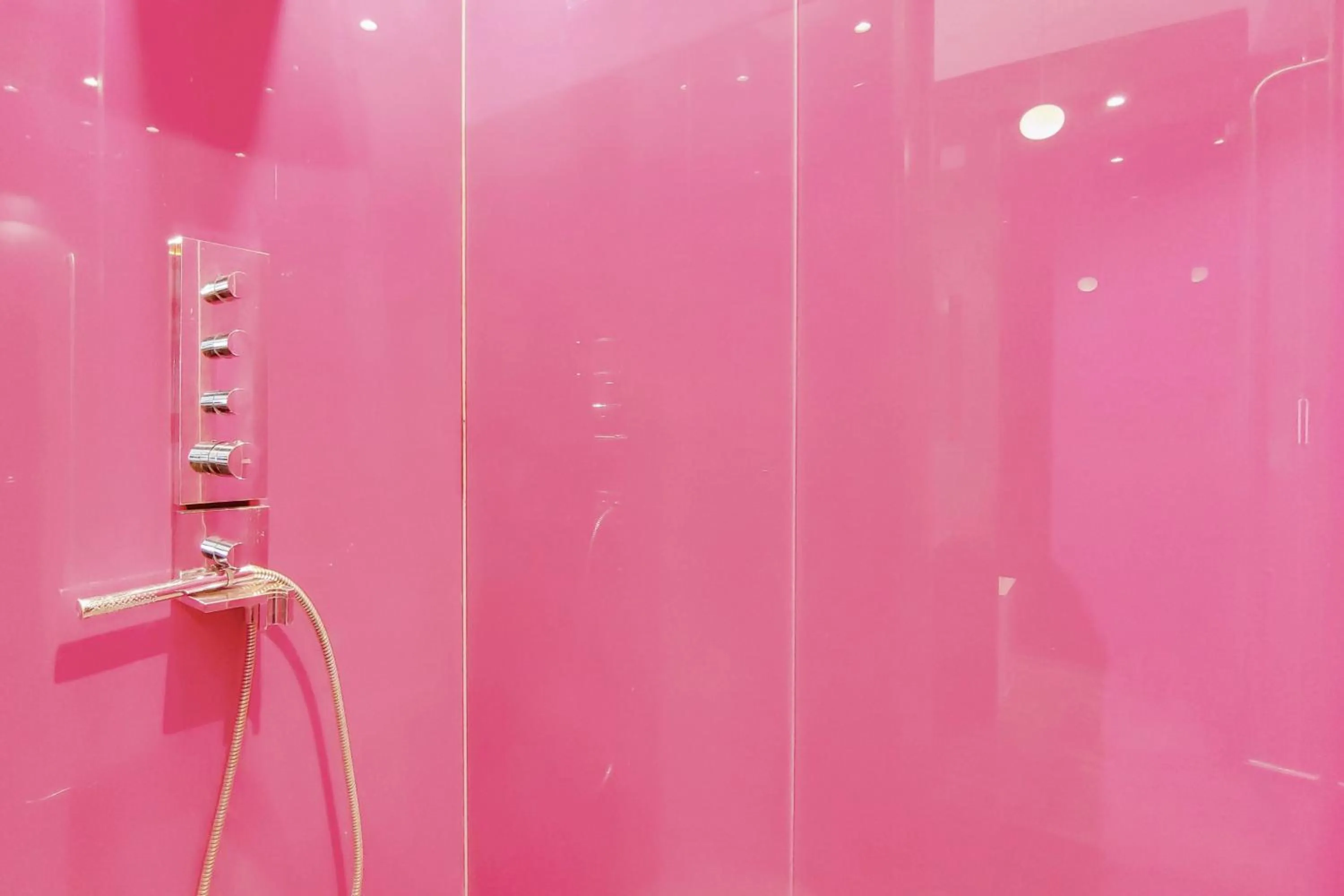 Shower in Residences at The Gyle - London