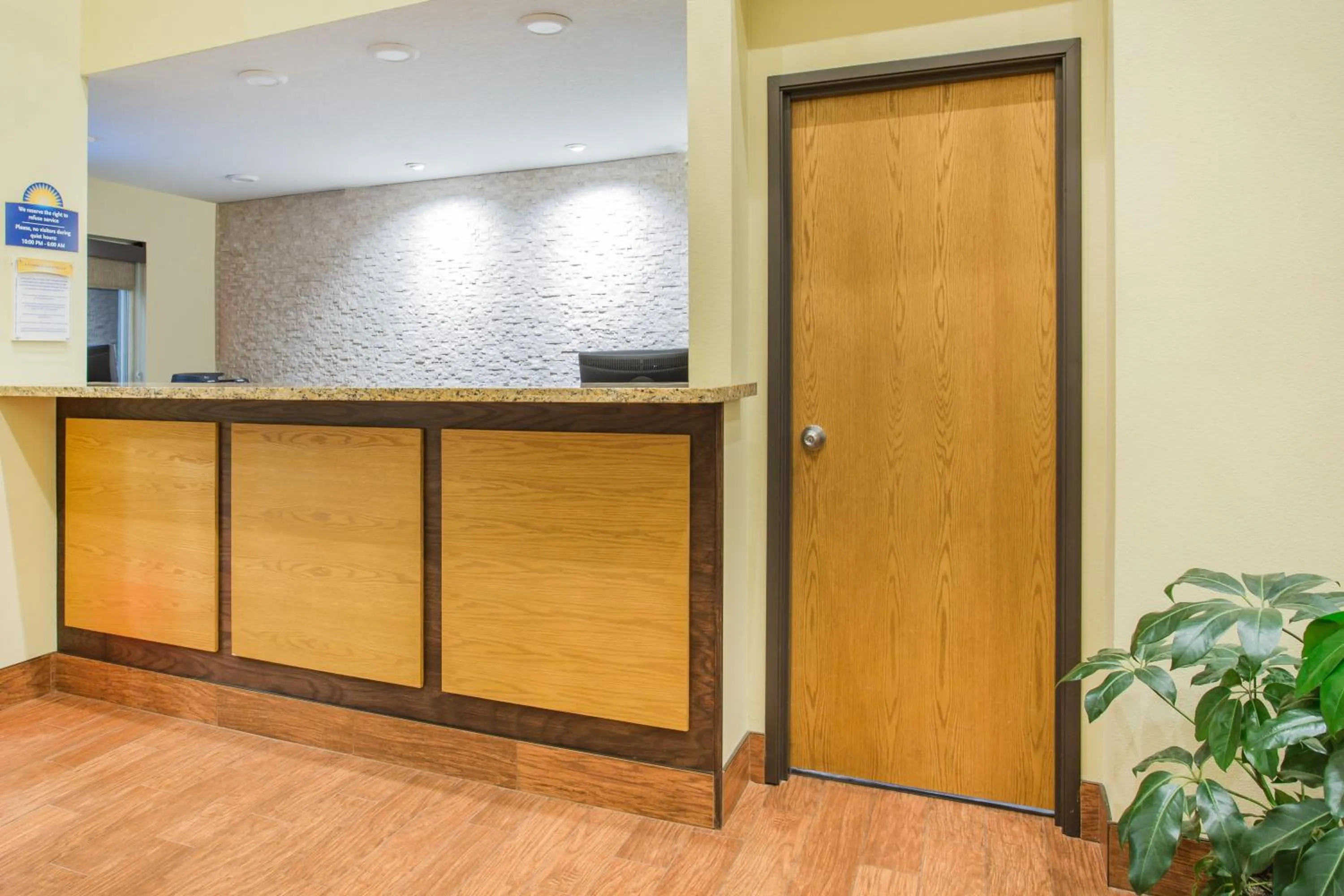 Lobby or reception in Days Inn by Wyndham Evansdale Waterloo
