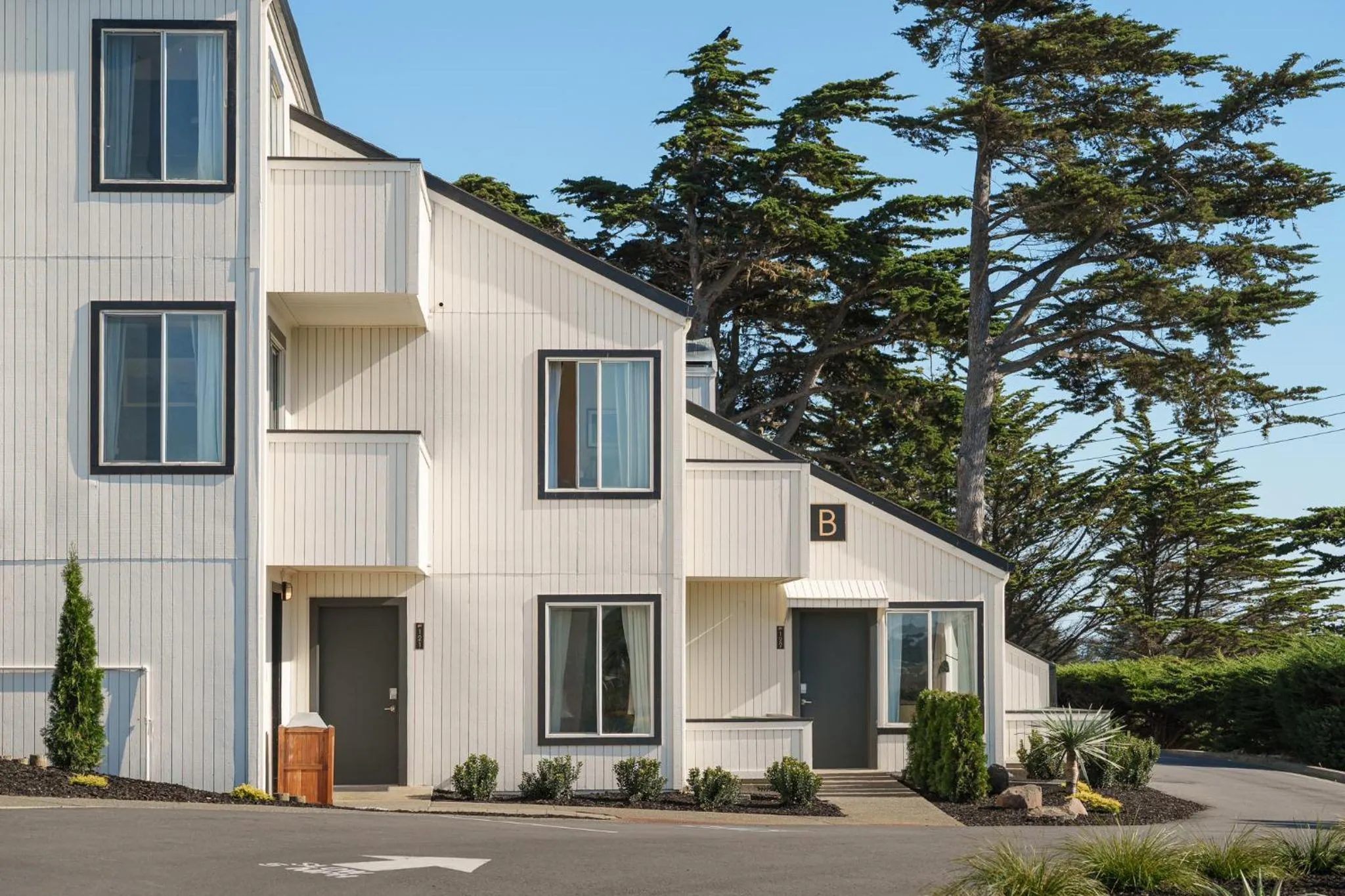 Bodega Coast Inn and Suites