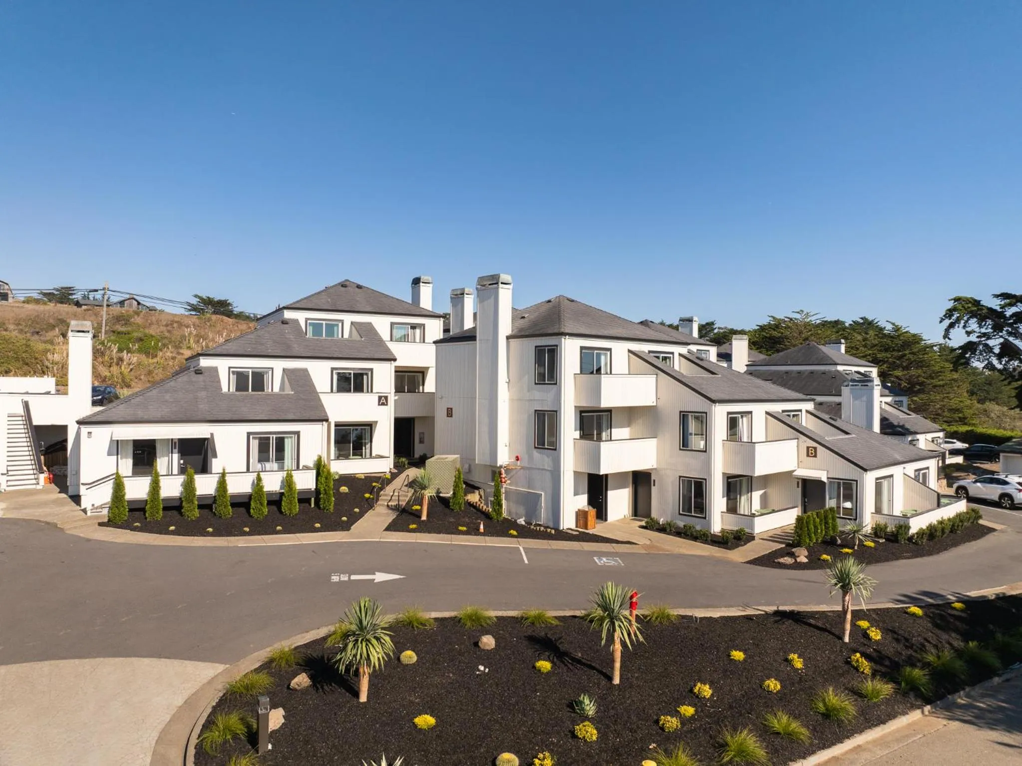 Bodega Coast Inn and Suites