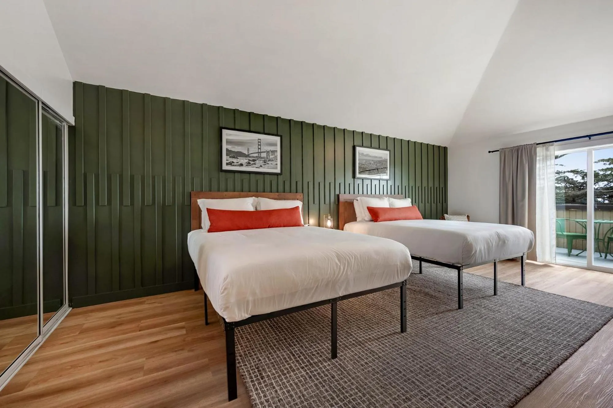 Deluxe Queen Room with Two Queen Beds in Bodega Coast Inn and Suites