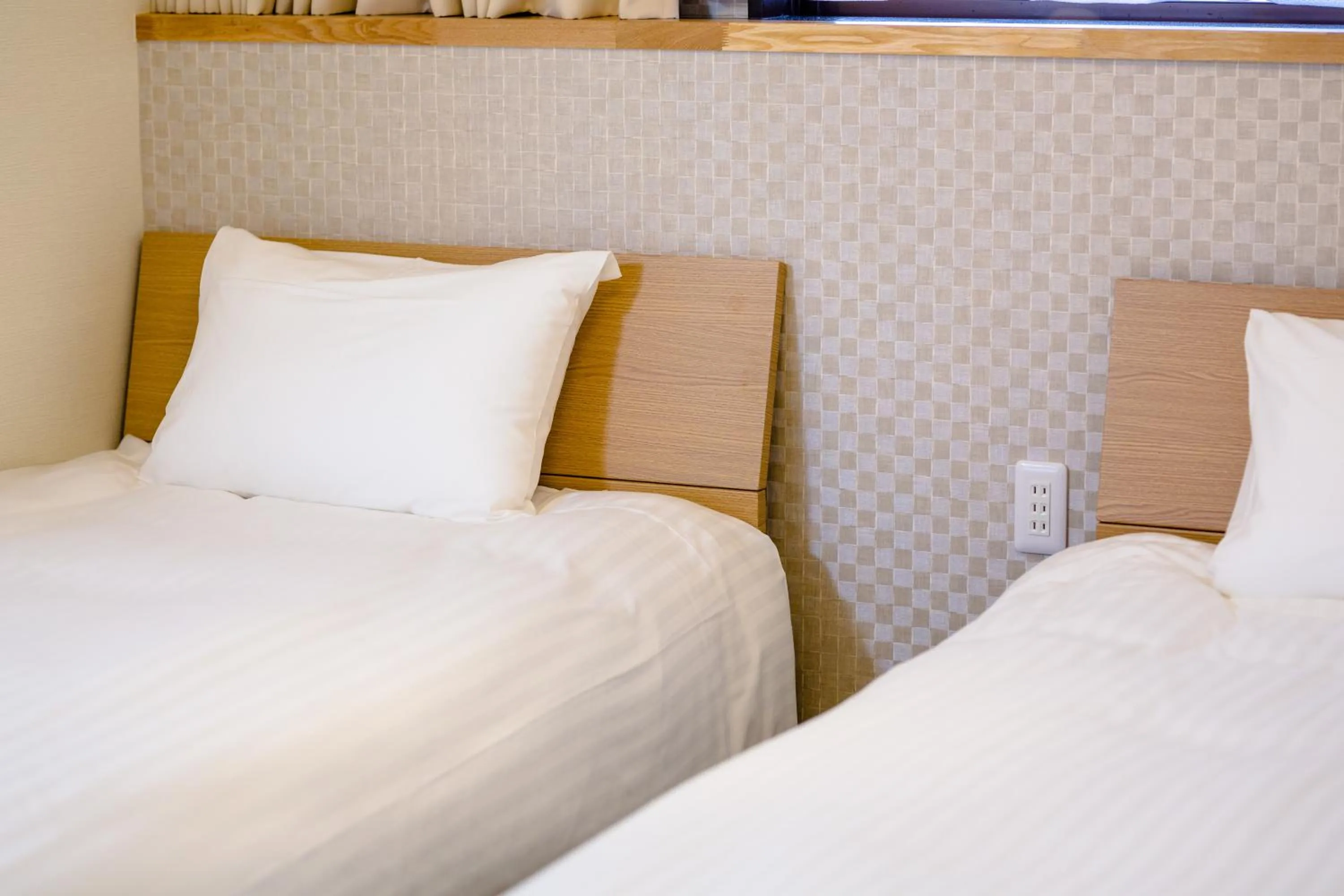 Bedroom, Bed in The road to Mt.Fuji