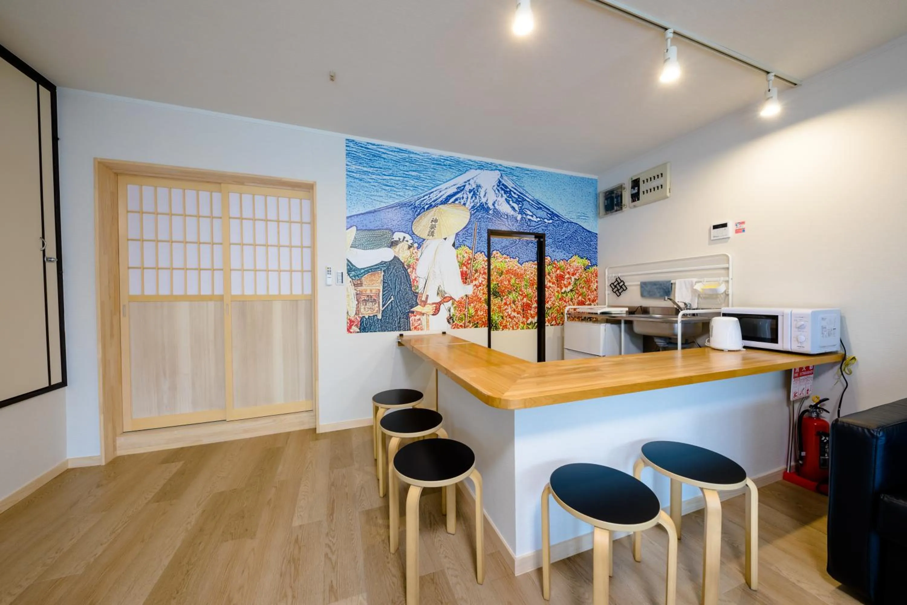 Kitchen or kitchenette in The road to Mt.Fuji