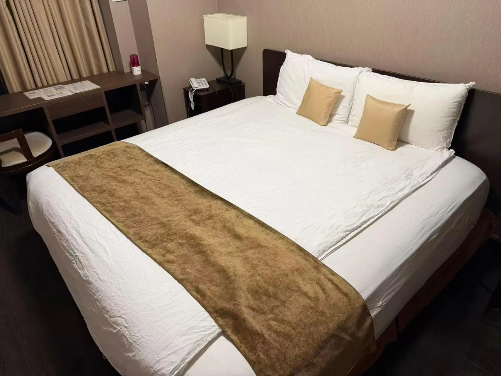 Photo of the whole room, Bed in Le Tour Hotel Akihabara Ekimae 楽途ホテル秋葉原駅前店