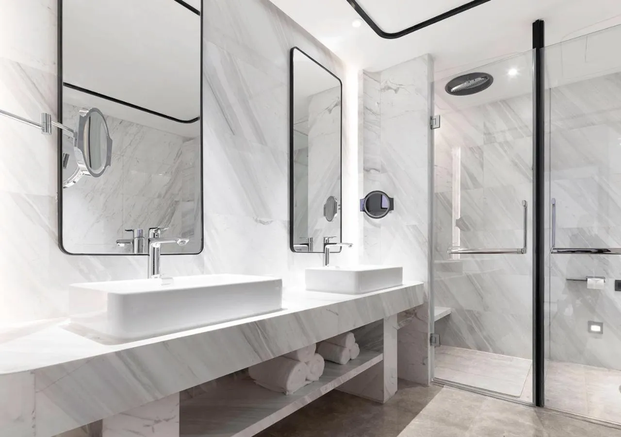 Bathroom in FlyZoo Hotel - Alibaba Future Hotel