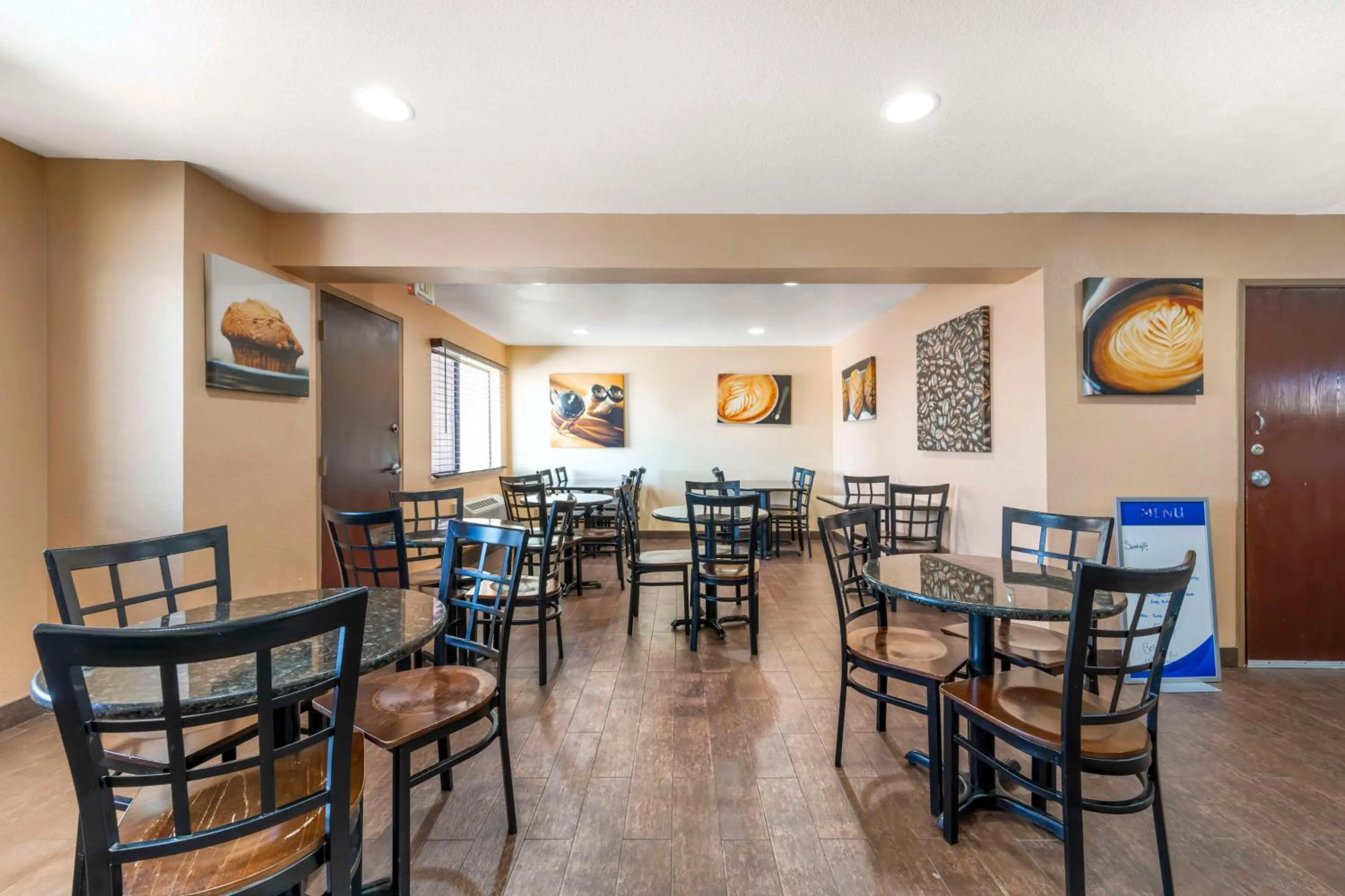 Breakfast in Best Western Parker Inn