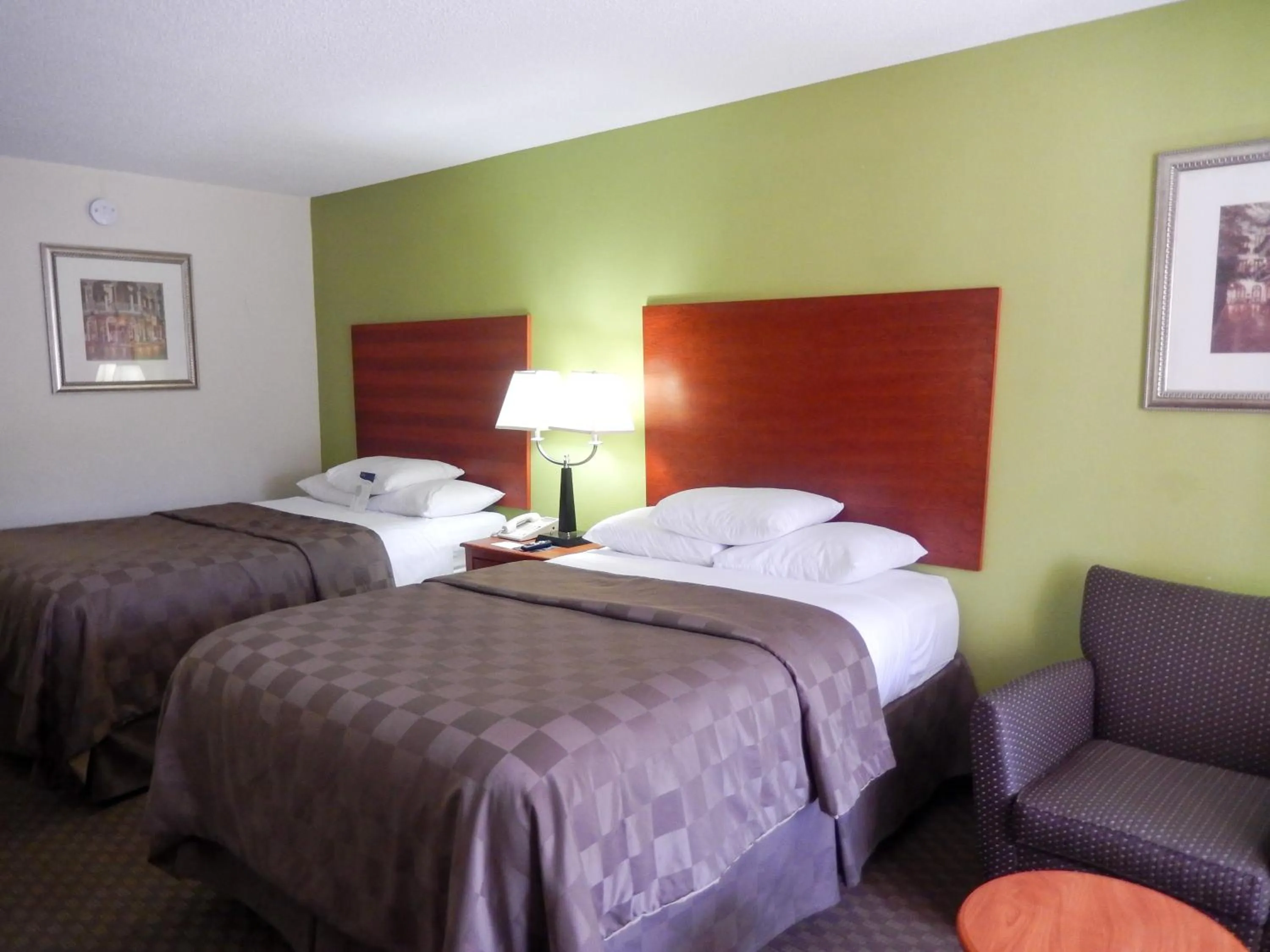 Bedroom, Bed in Motel 6-Luling, LA